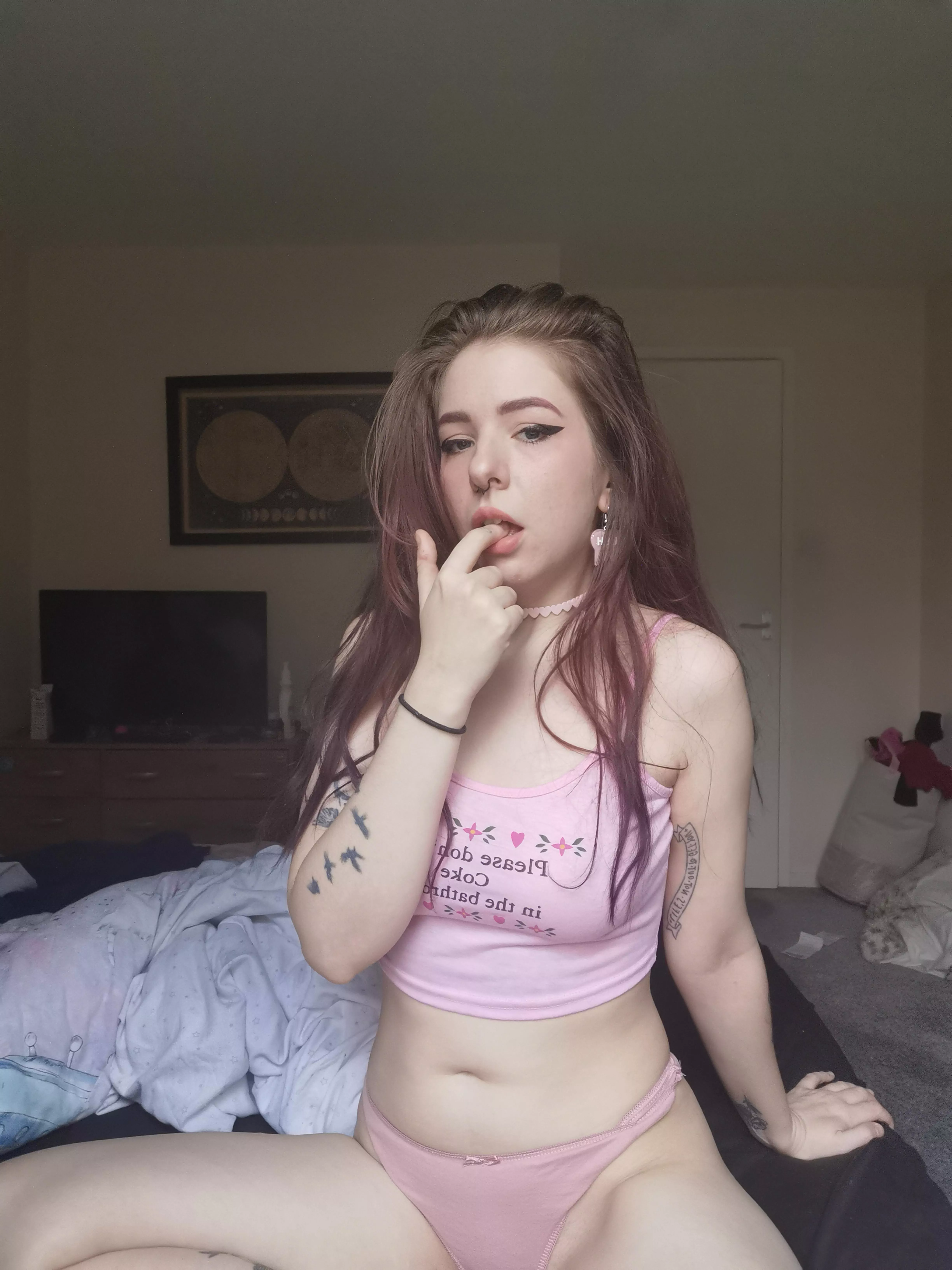 alt bitches can wear pink too 😈