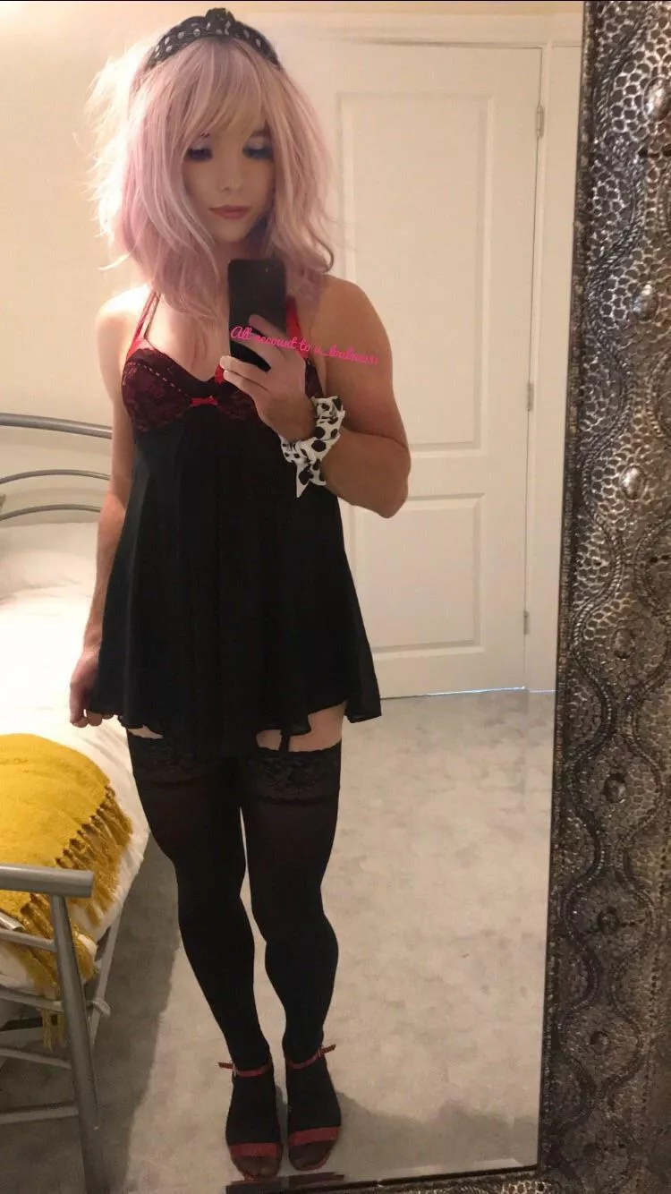 Am I sissy gf material?