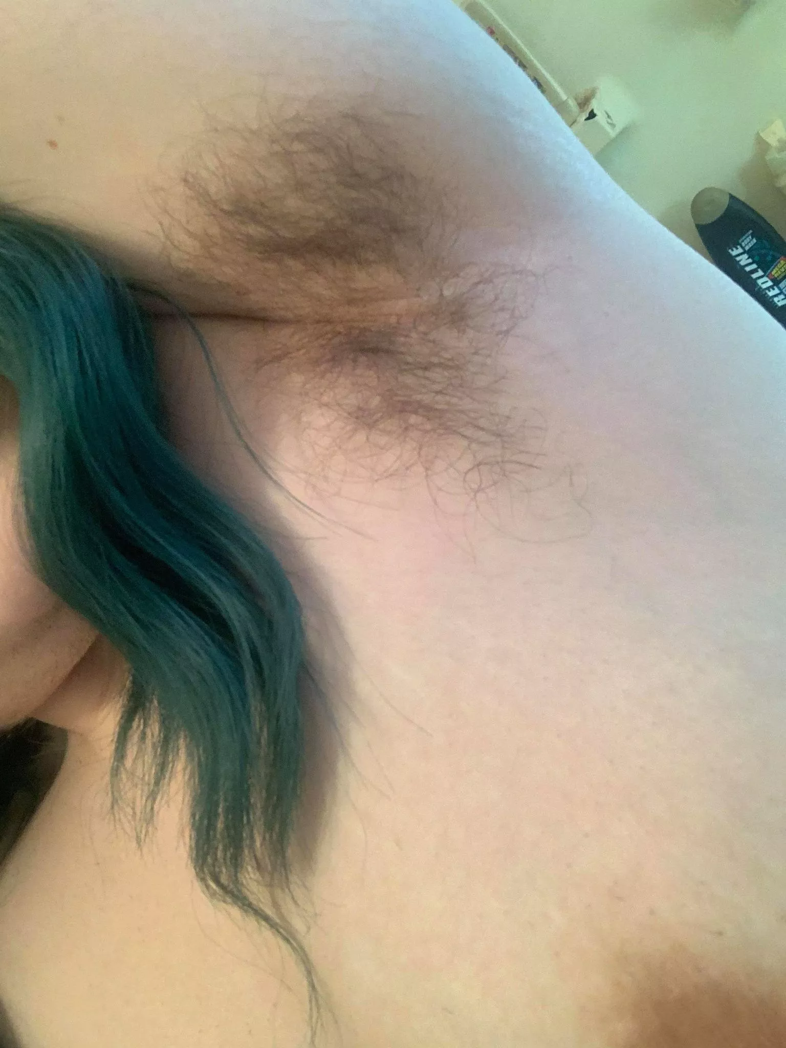 An older picture of my armpits ;)