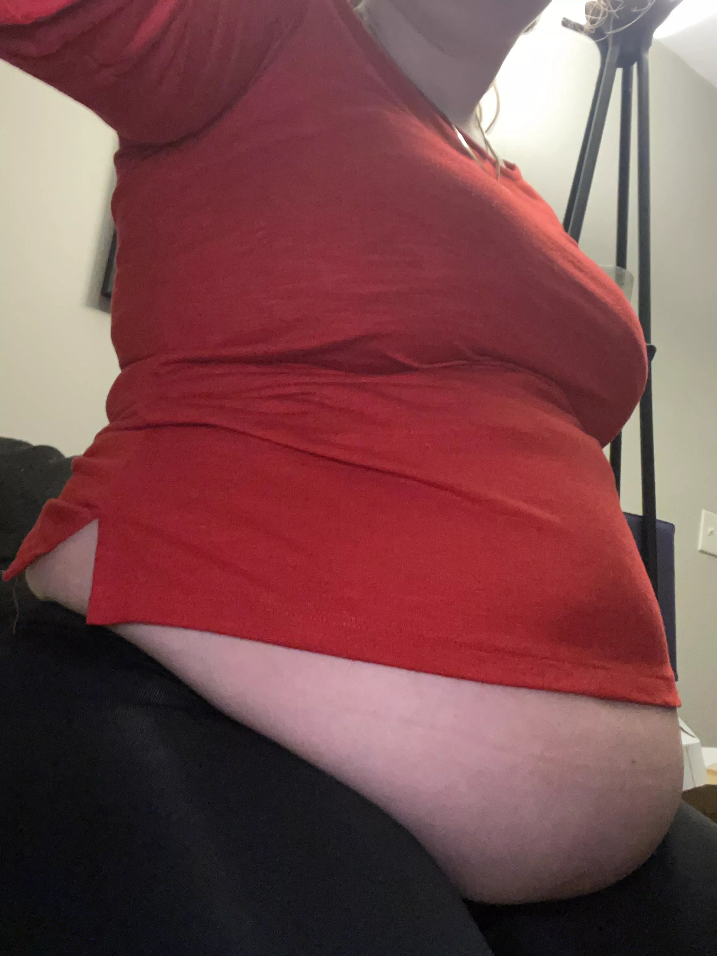 An update on the work shirt and leggings after working (and stuffing) for 10hrs.