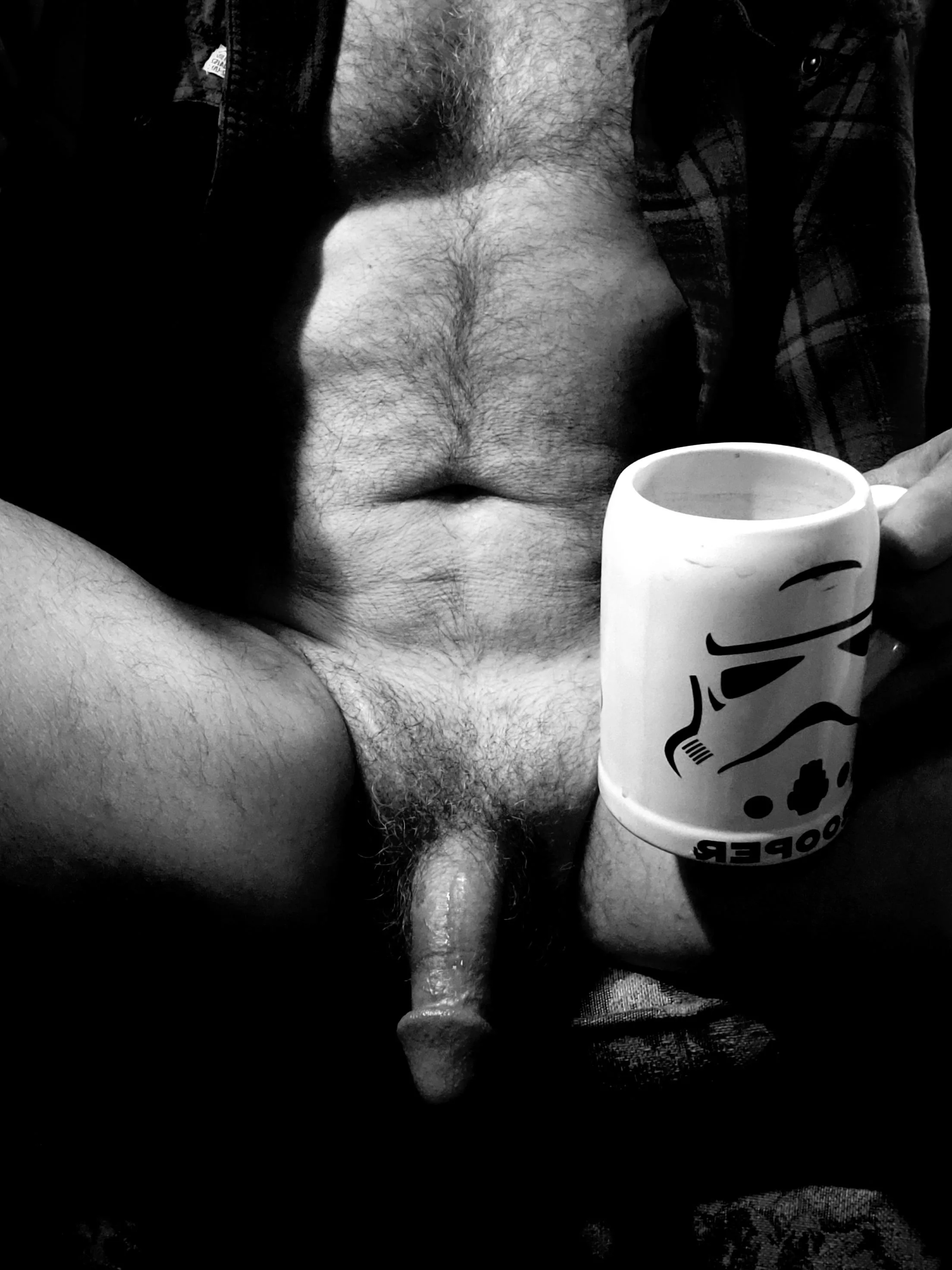 Another cold morning ðŸ¥¶ more coffee to warm me up and pants or you could just come and keep me warm ðŸ˜ˆâ˜•â˜•ðŸ˜ˆ