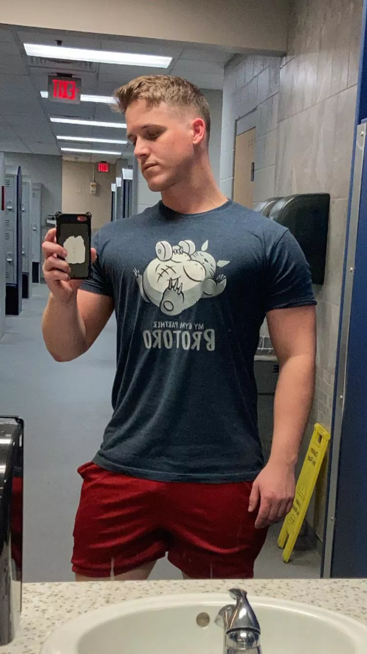 Another day, another gym selfie