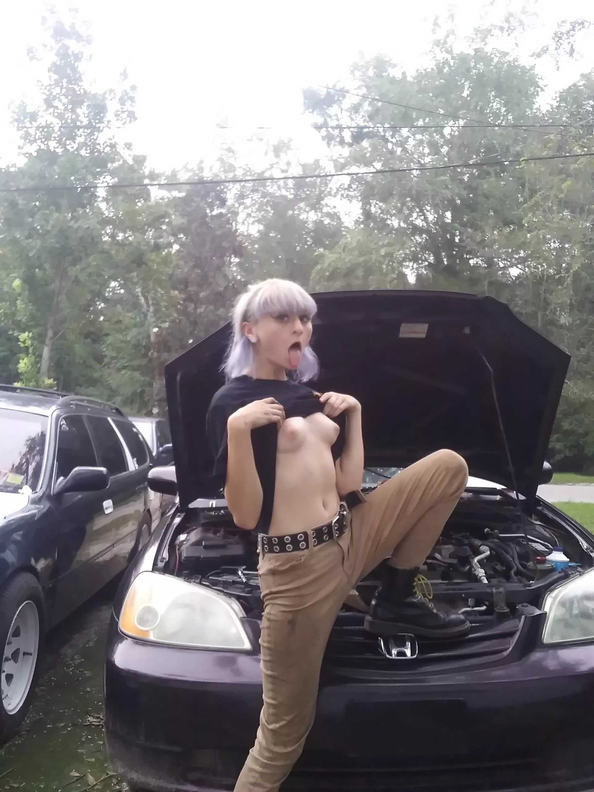 Any femmes need an oil change? ;) [20][OC][NB]