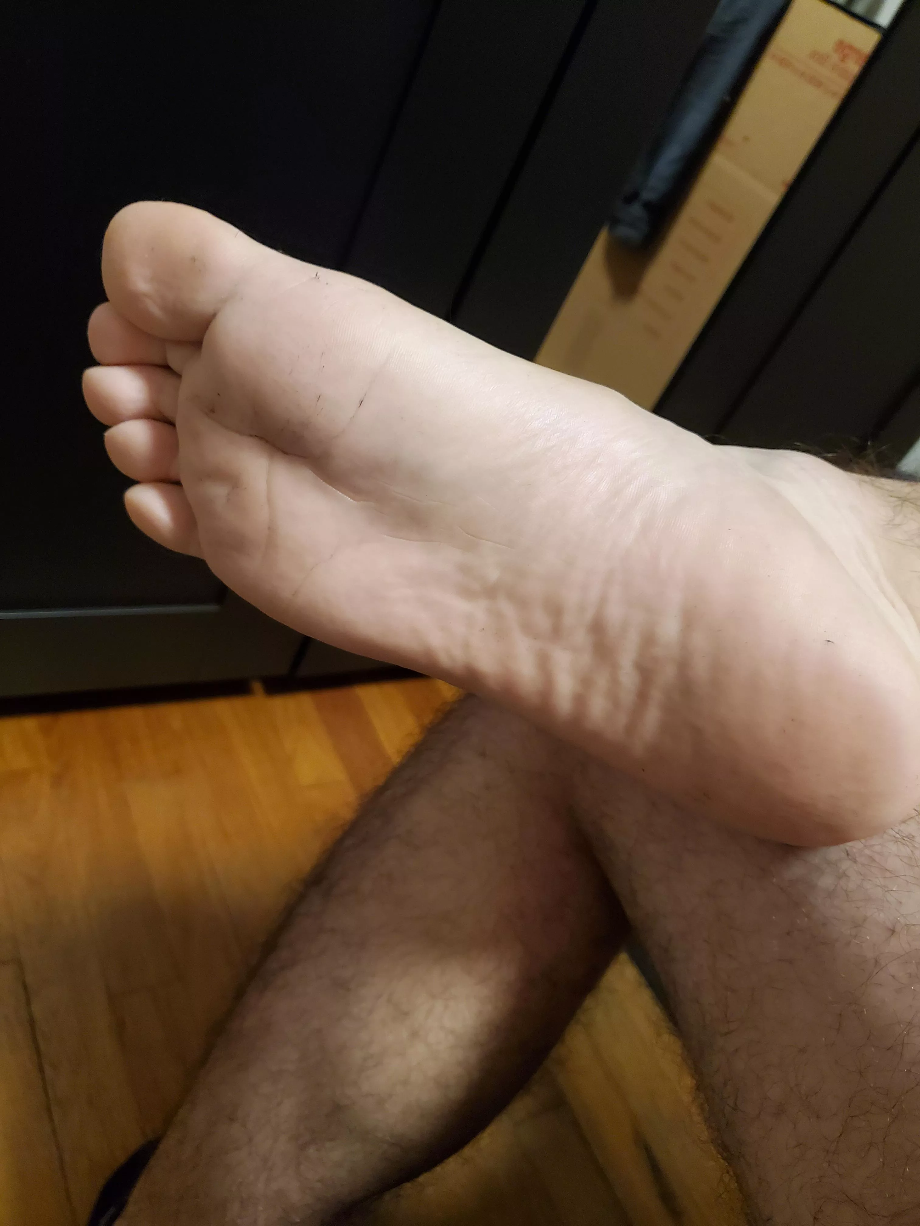 any footbitch that wants to lick my dirty feet clean?approach properly slaves