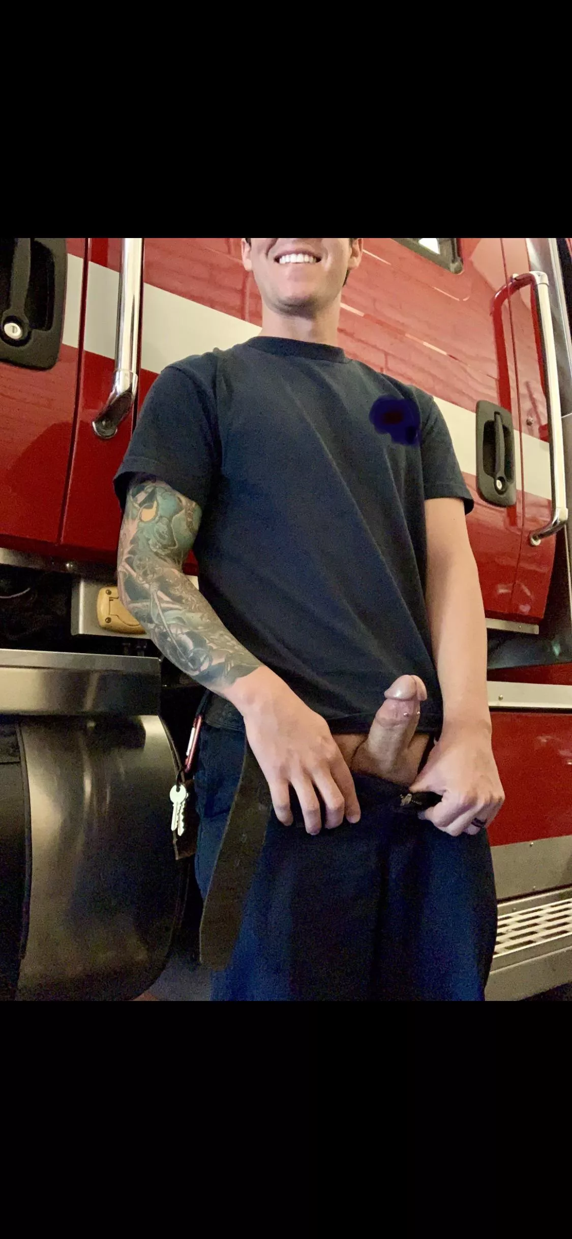 Any love for a Bi firefighter?!