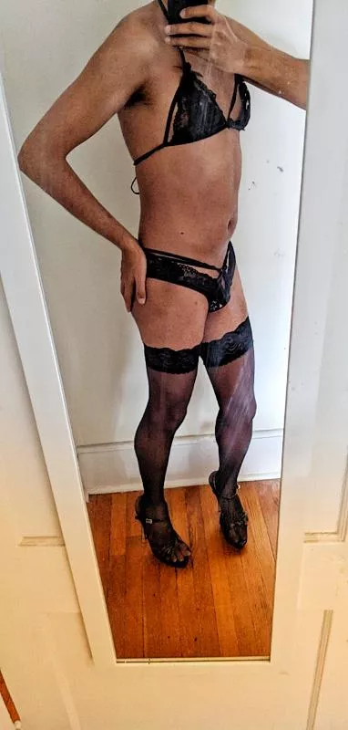 Any love for me in lingerie this Sunday?