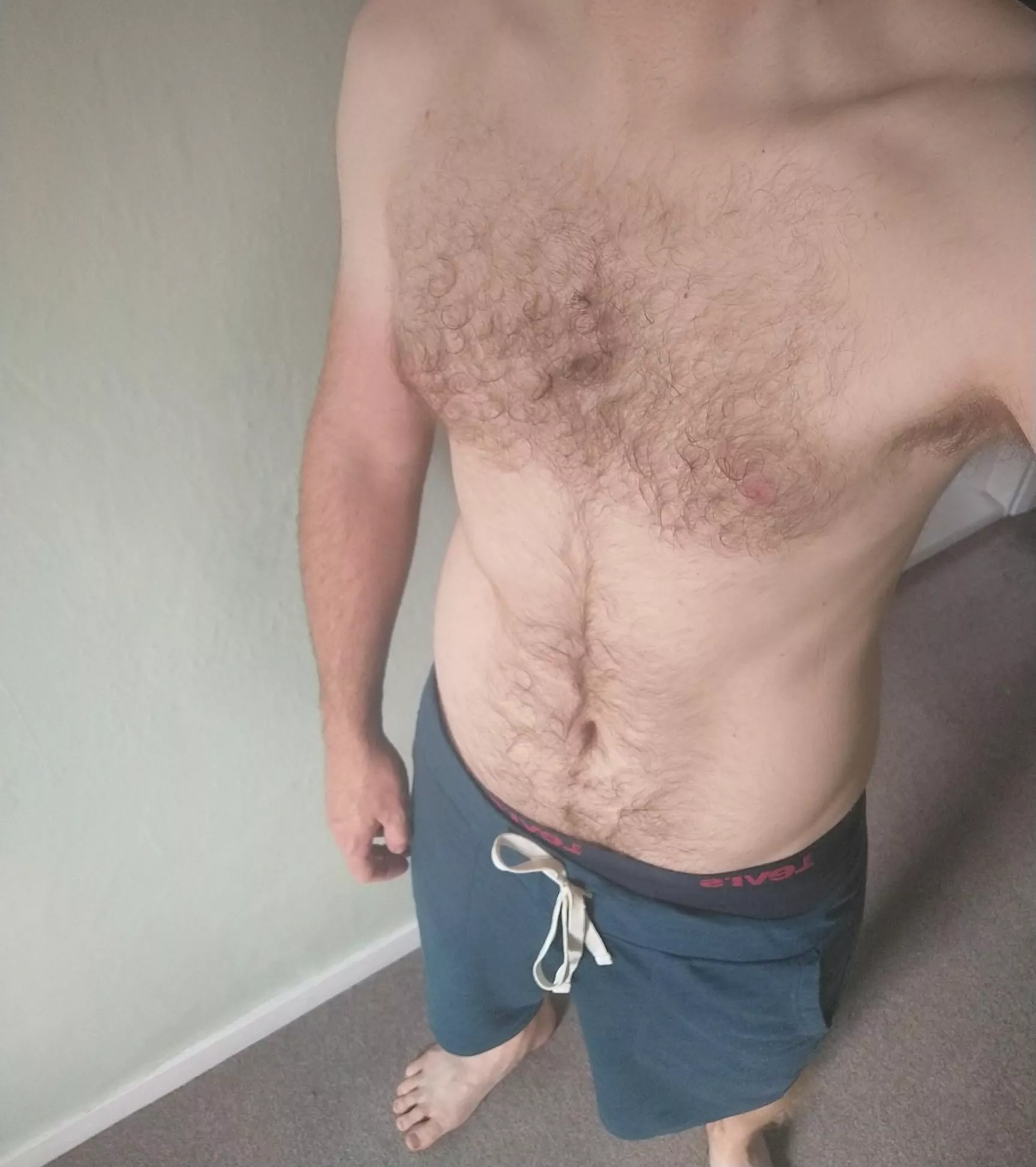 Anybody into pale hairy bodies?