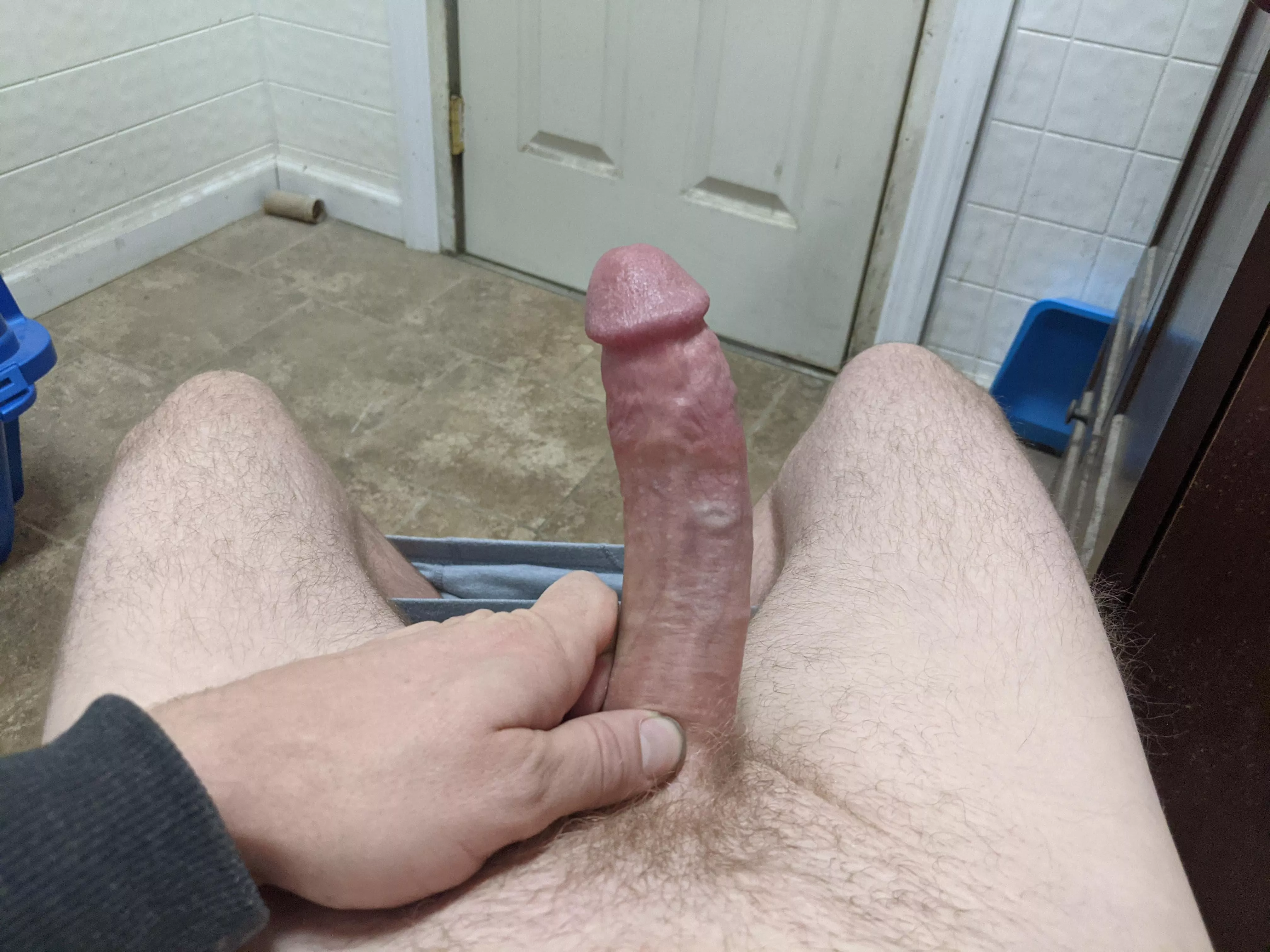 Anyone else love being super horny at work and getting off?! I know I do