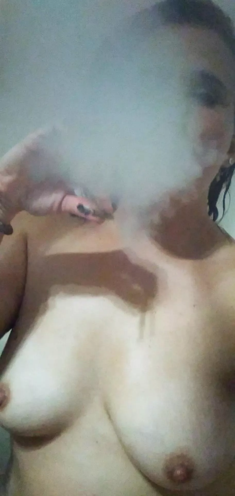 Anyone want to smoke a blunt in the shower with me? 💦