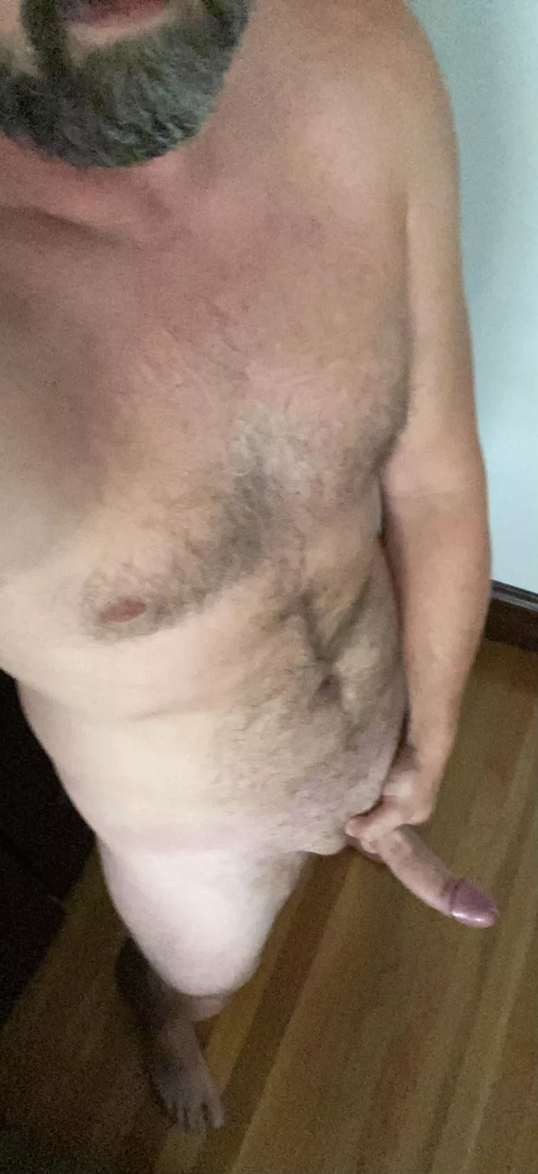 Anyone want to stroke this with daddy?