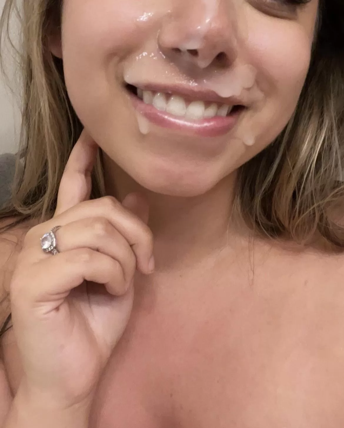 As a girl with a cum fetish, getting my first facial ever was a dream ðŸ¥°