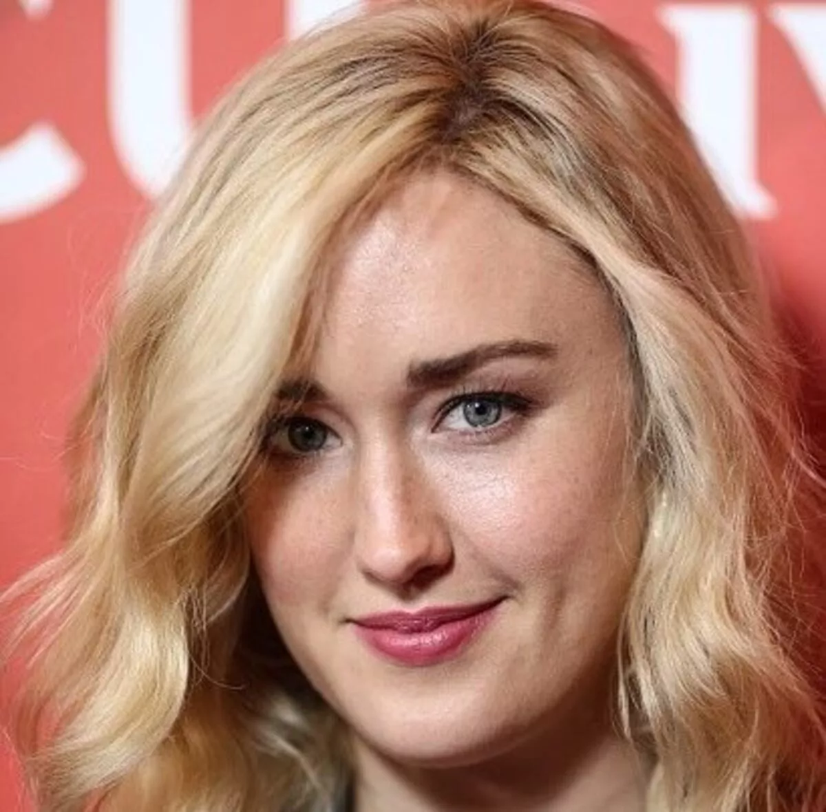 Ashley Johnson. Underrated in my opinion