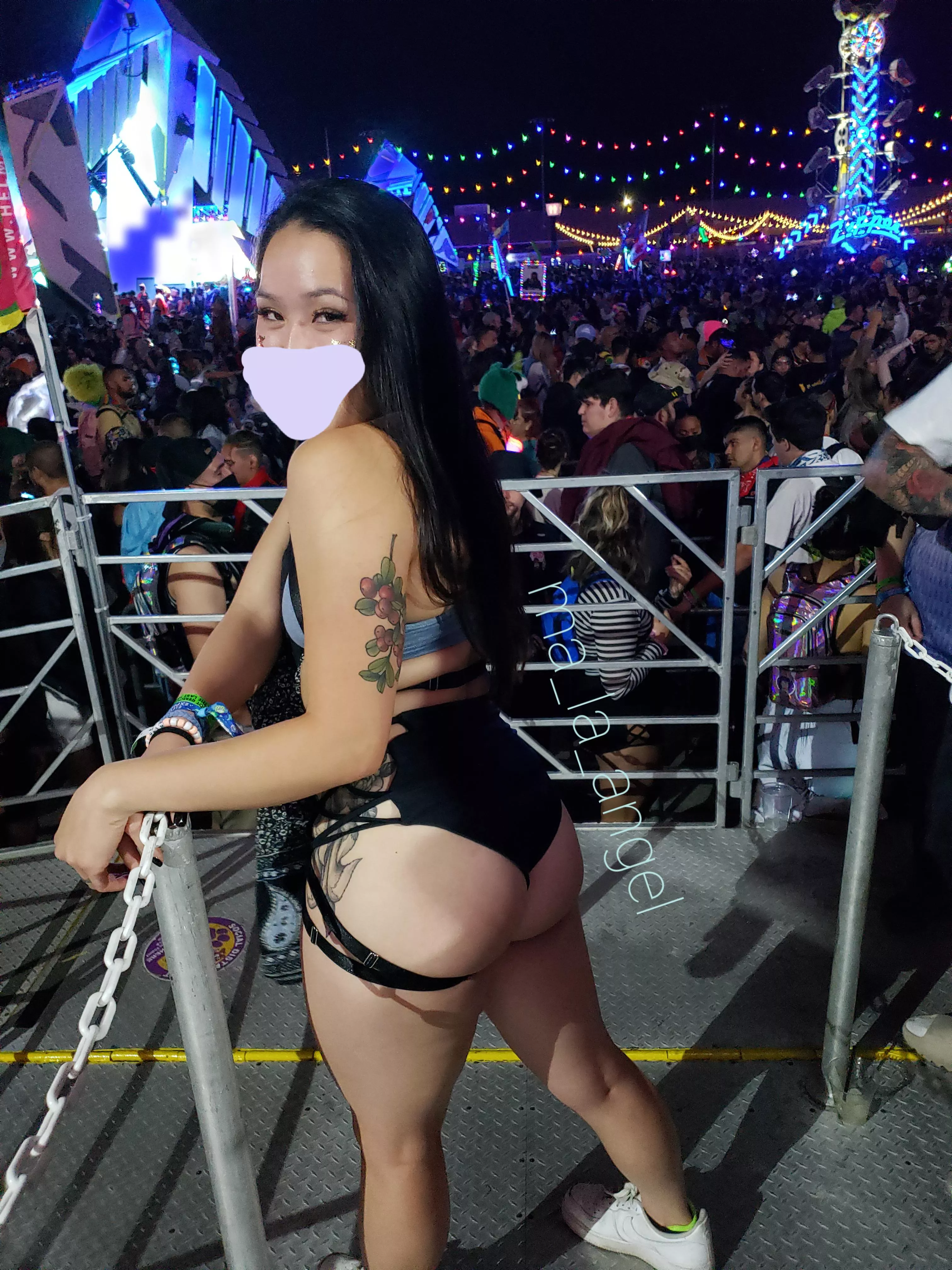 Asian rave bae?