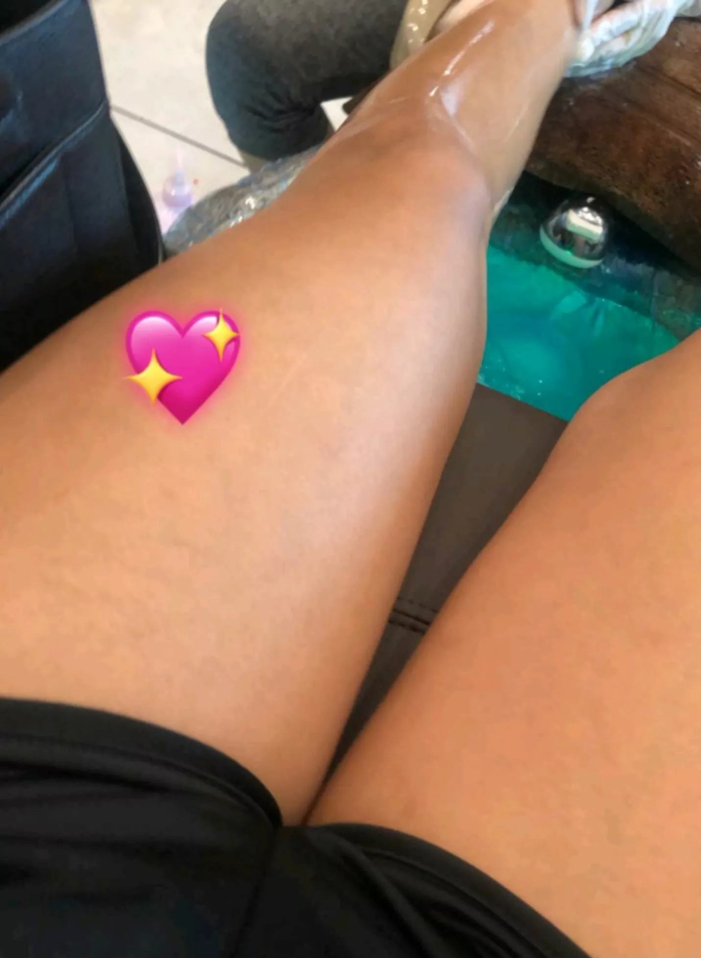 At the salon right now and thought my thighs look thick, what do you think?