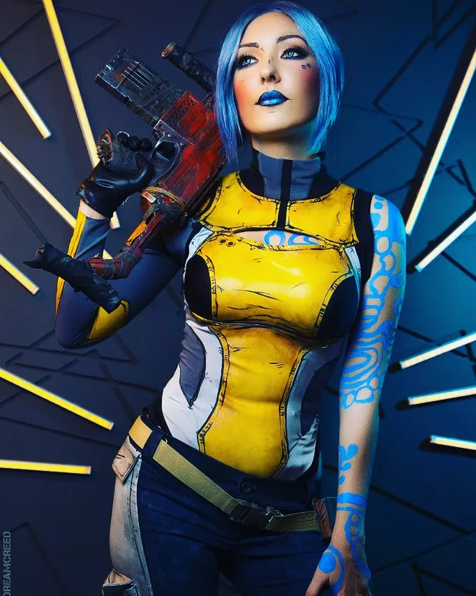 Atomic cocktail as Maya from Borderlands