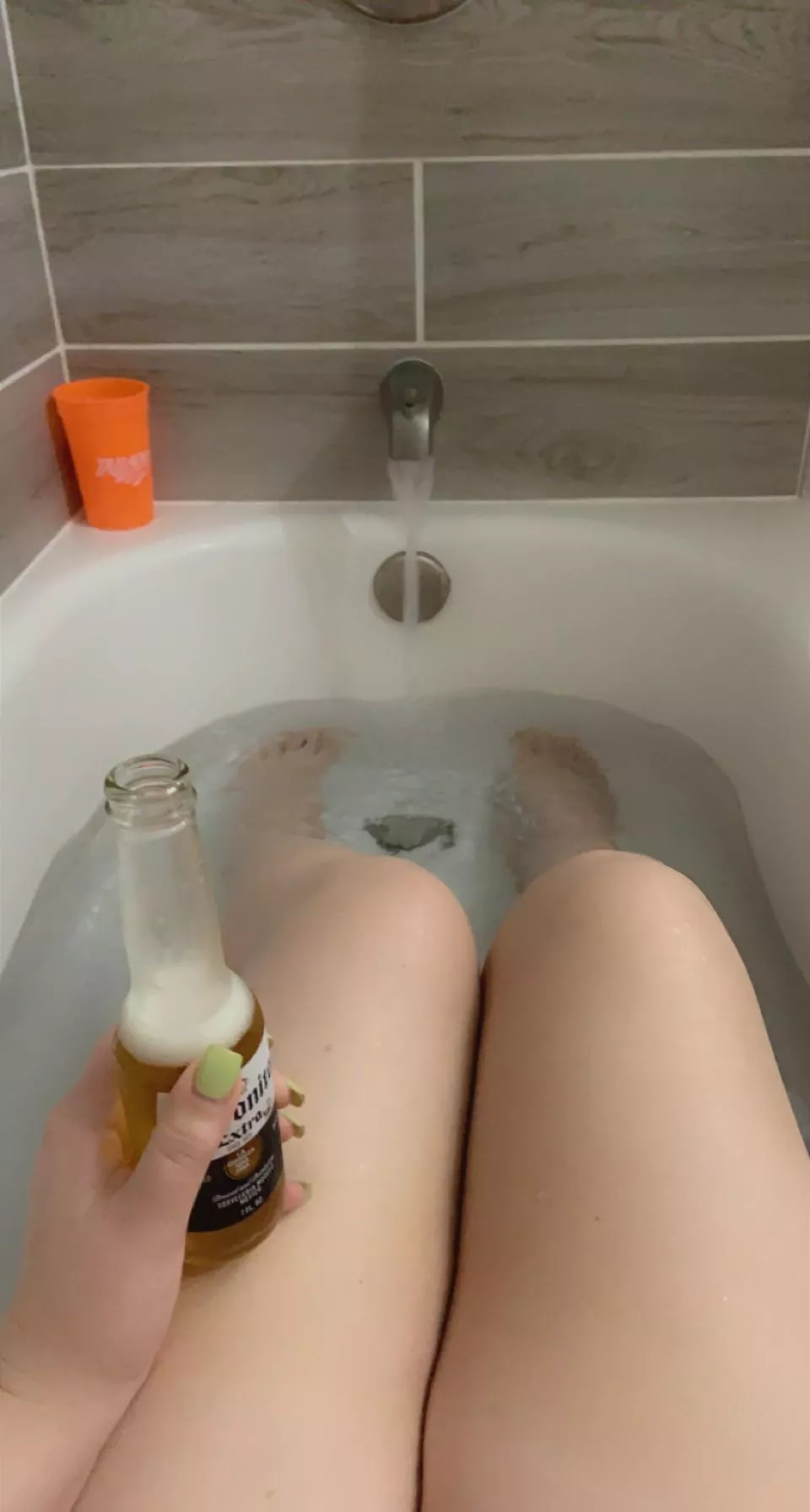 Bath beer, almost better than shower beer…. Almost lol 34 [F]