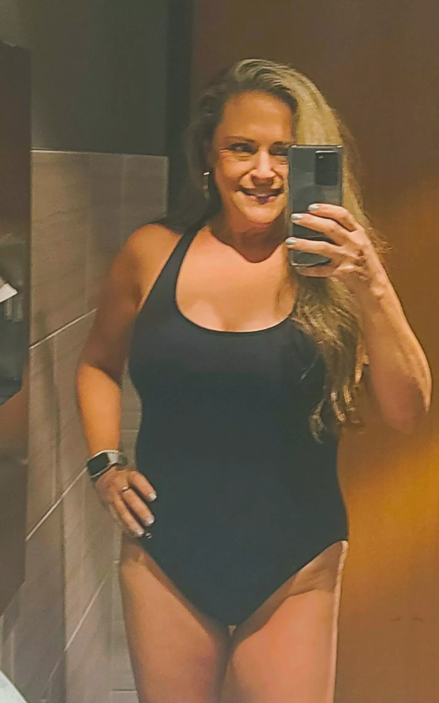 Bathroom selfie!