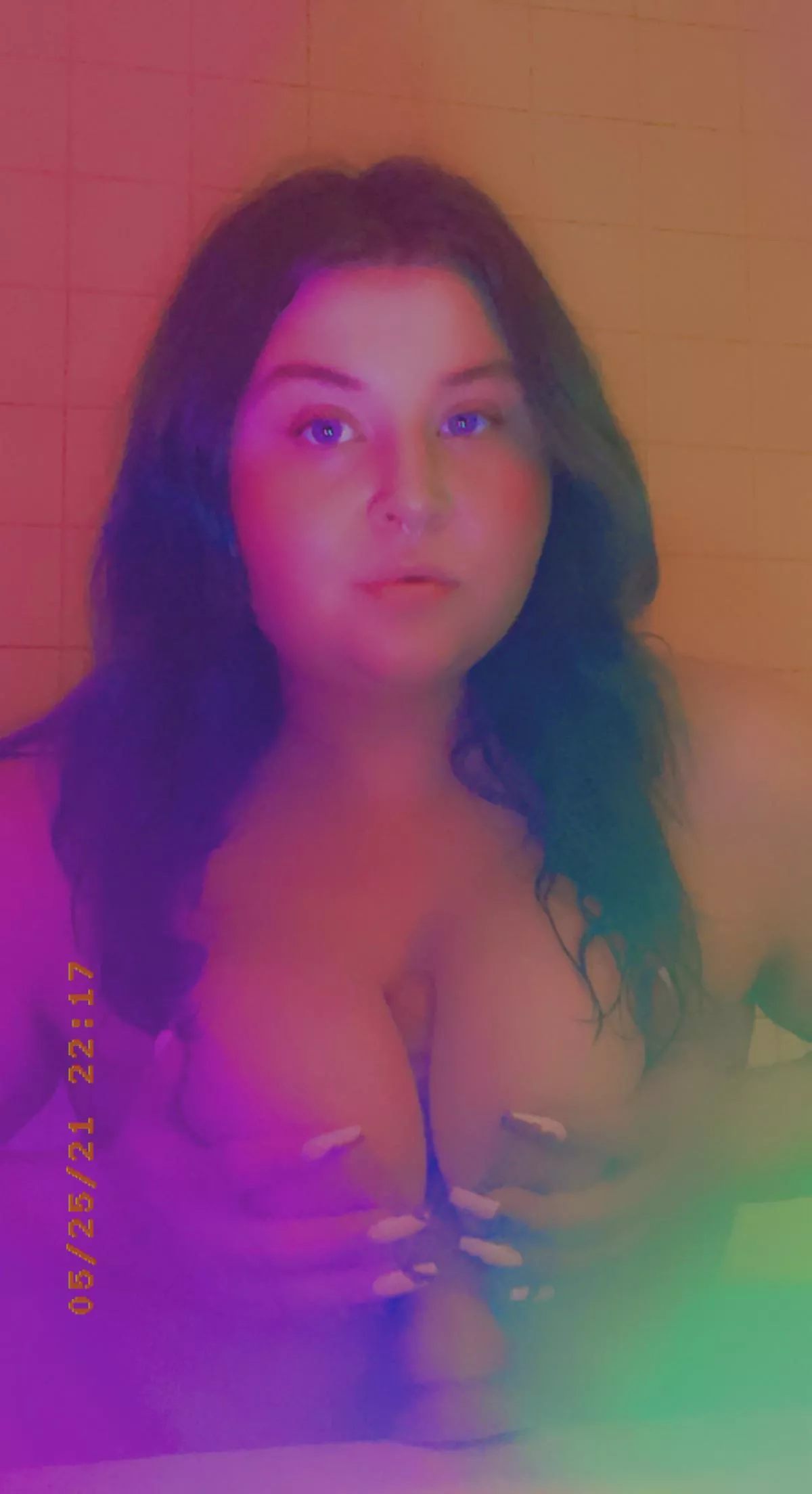 Bathtime slut ðŸ˜š insatiablytoxic on all platforms