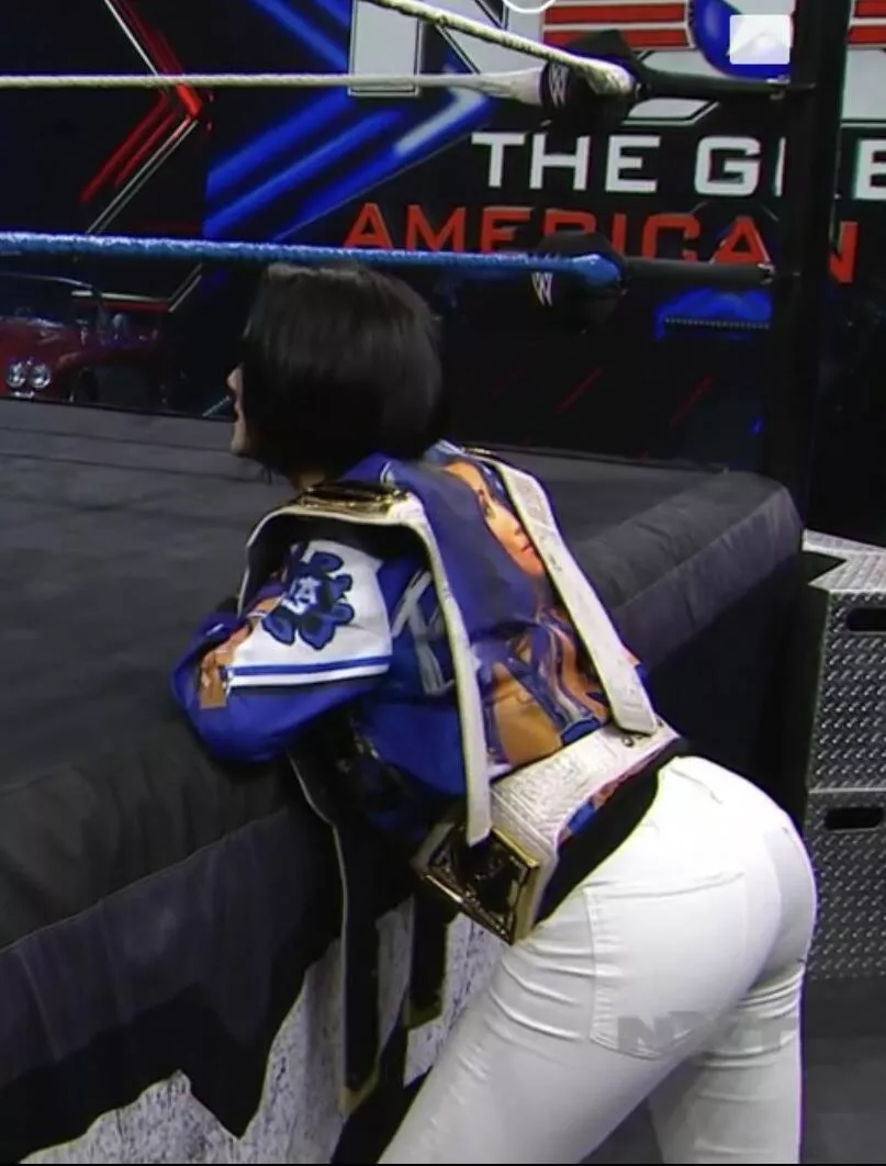 Bayley's booty in position!