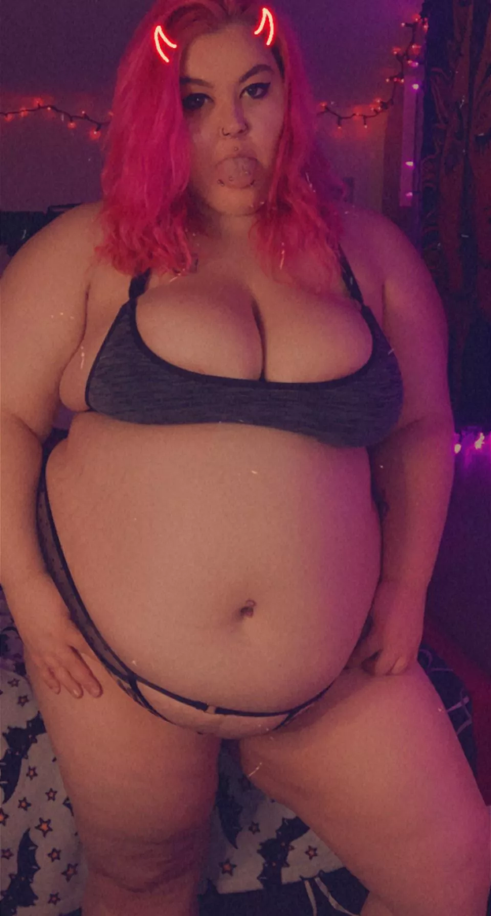 BBW goth Queen 😈🖤 23 [F4M]