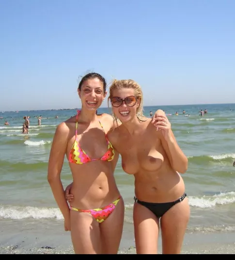 Beach cuties