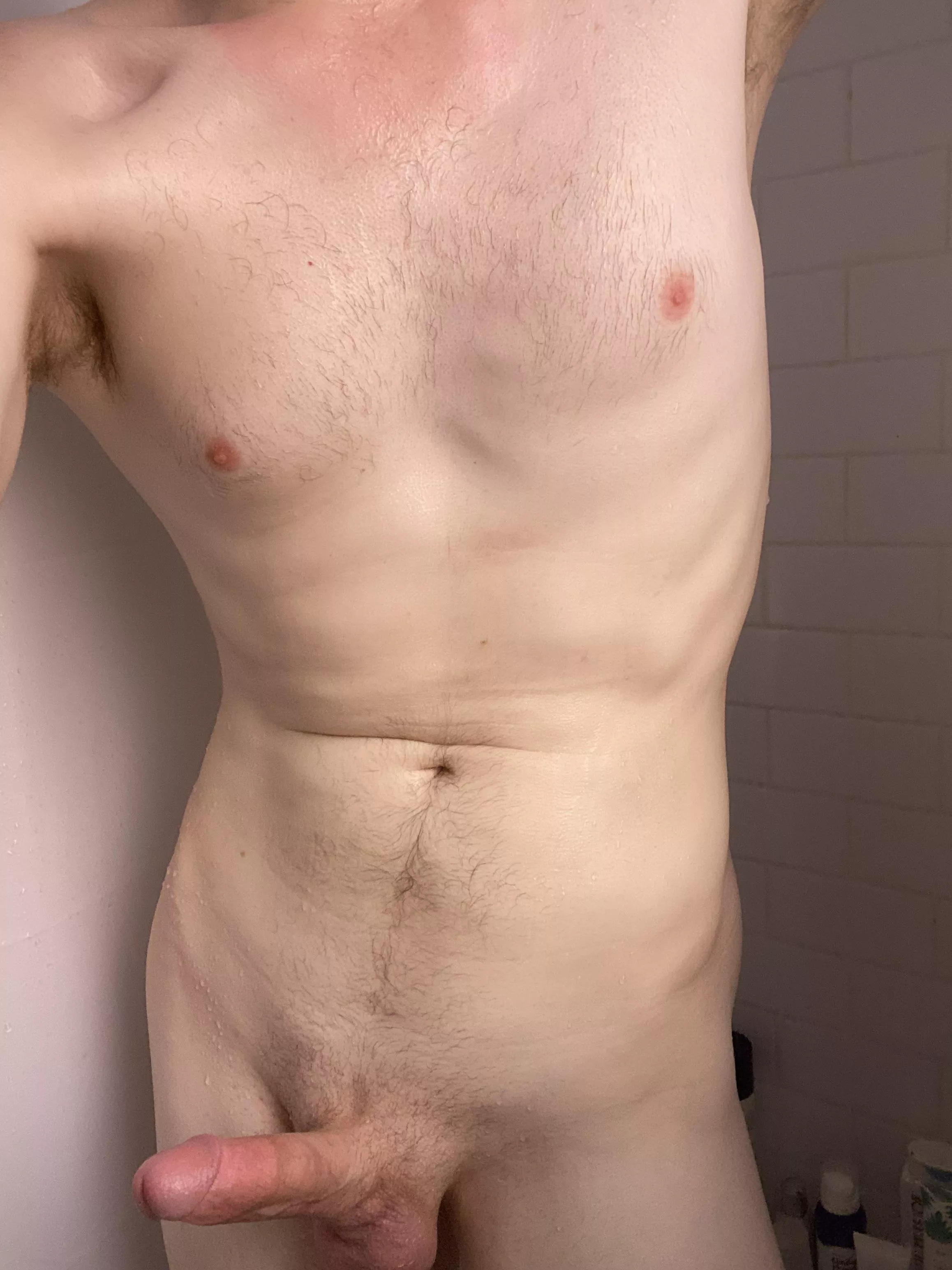 beating the heatwave today by getting high and having a steamy, sweaty stroke in the shower. join me? 😉