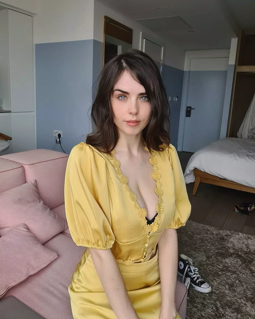 Beautiful yellow dress