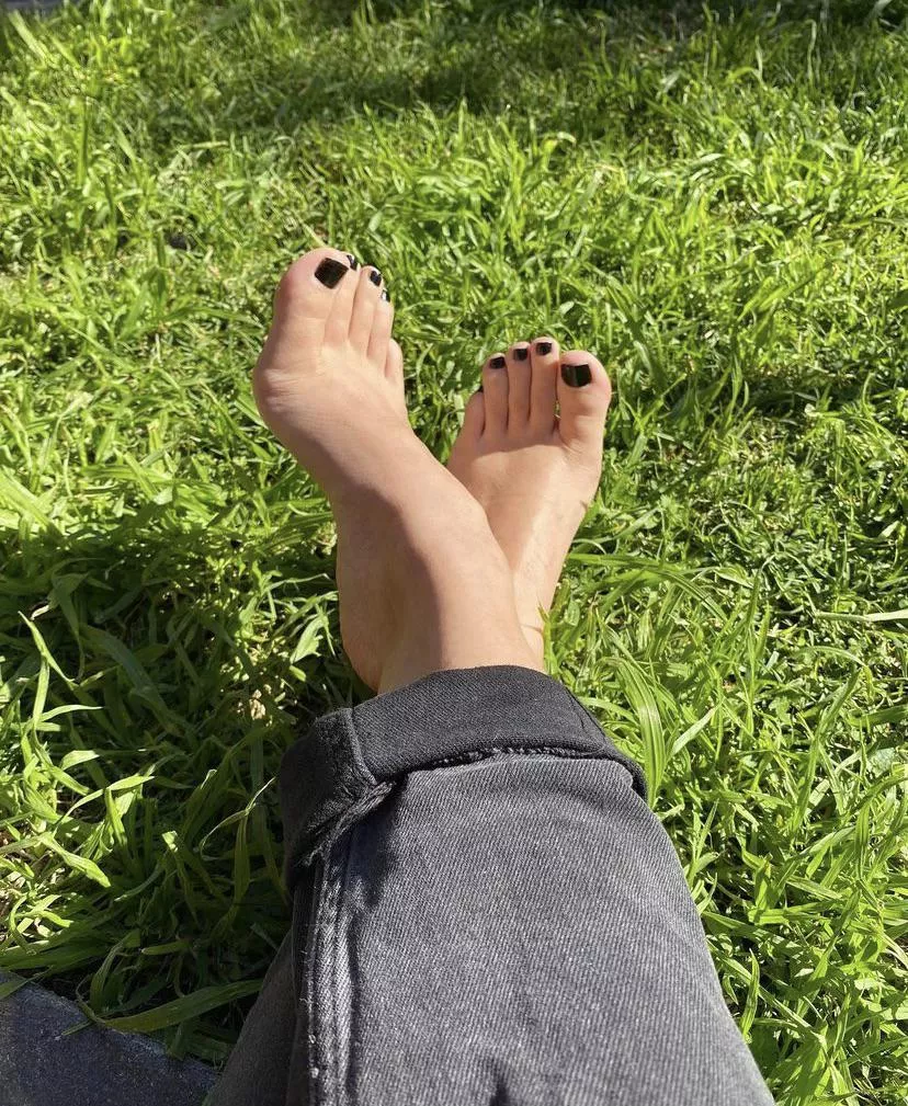 Been MIA for a bit, but who missed looking at these feet?