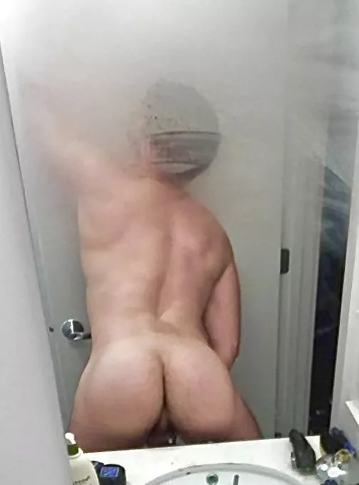 Been told I got good ass…what you think bro?