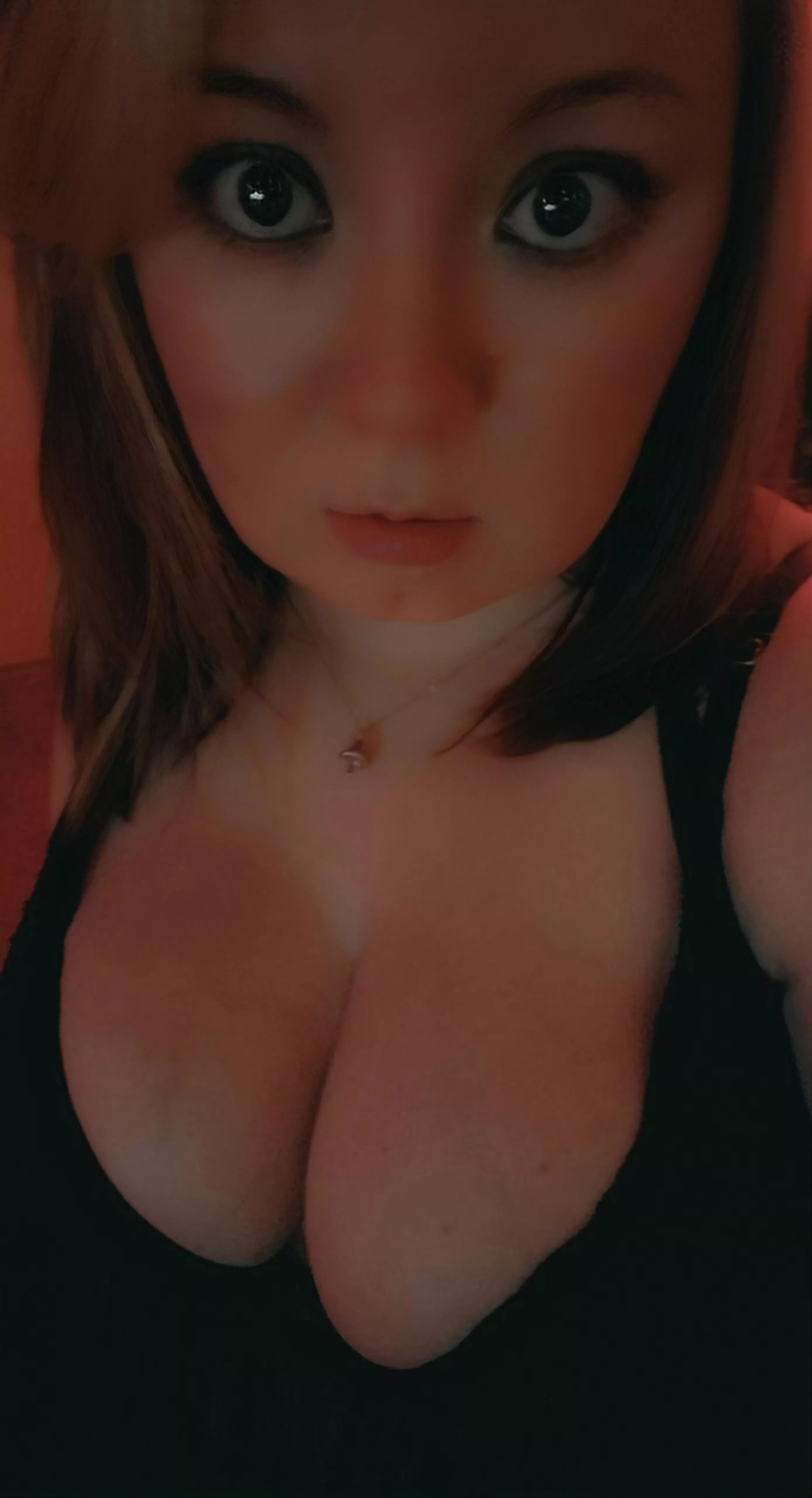 Being chubby has it's benefits. Love how my tits look in the right bra 😍