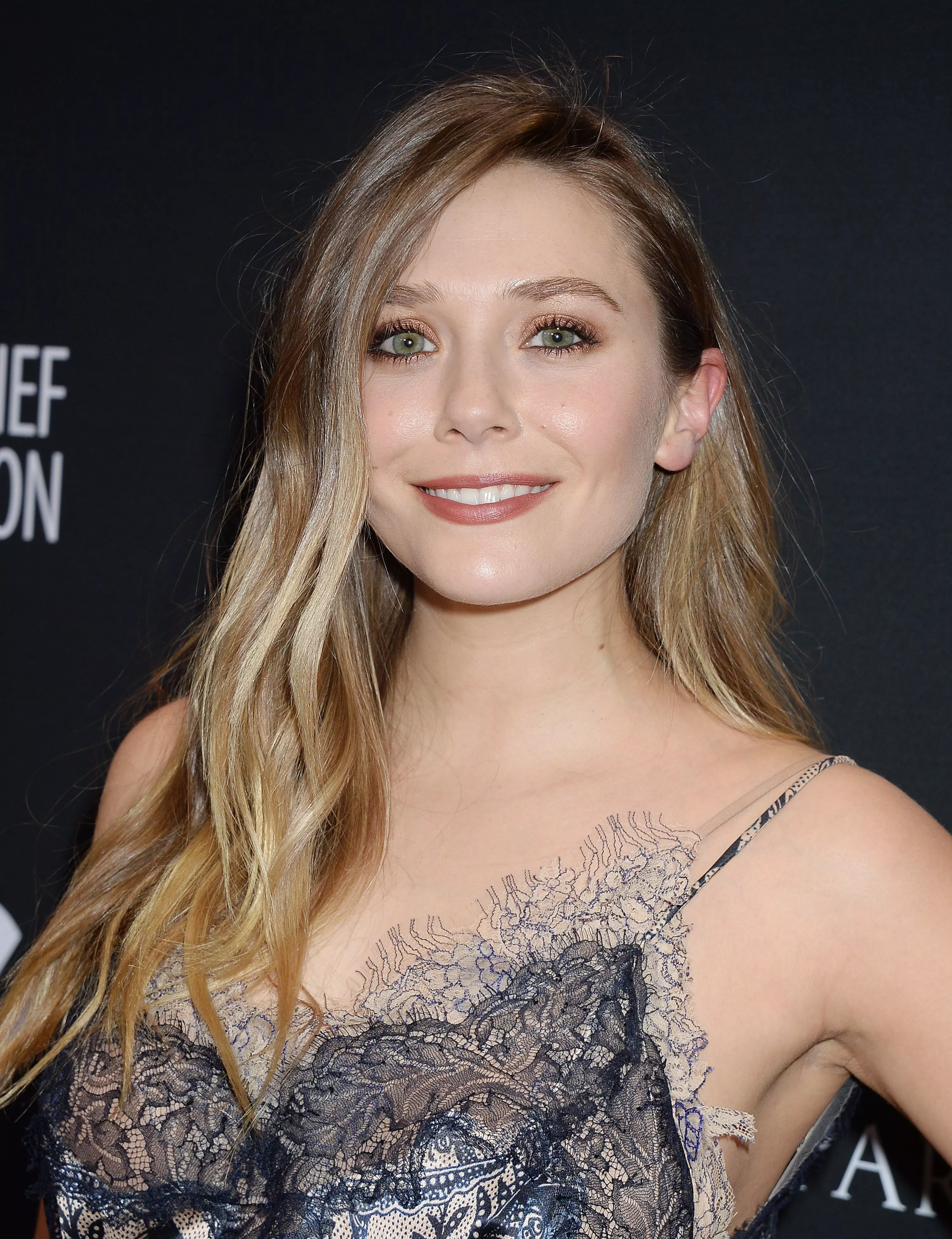 Bi threesome rp with Elizabeth Olsen?