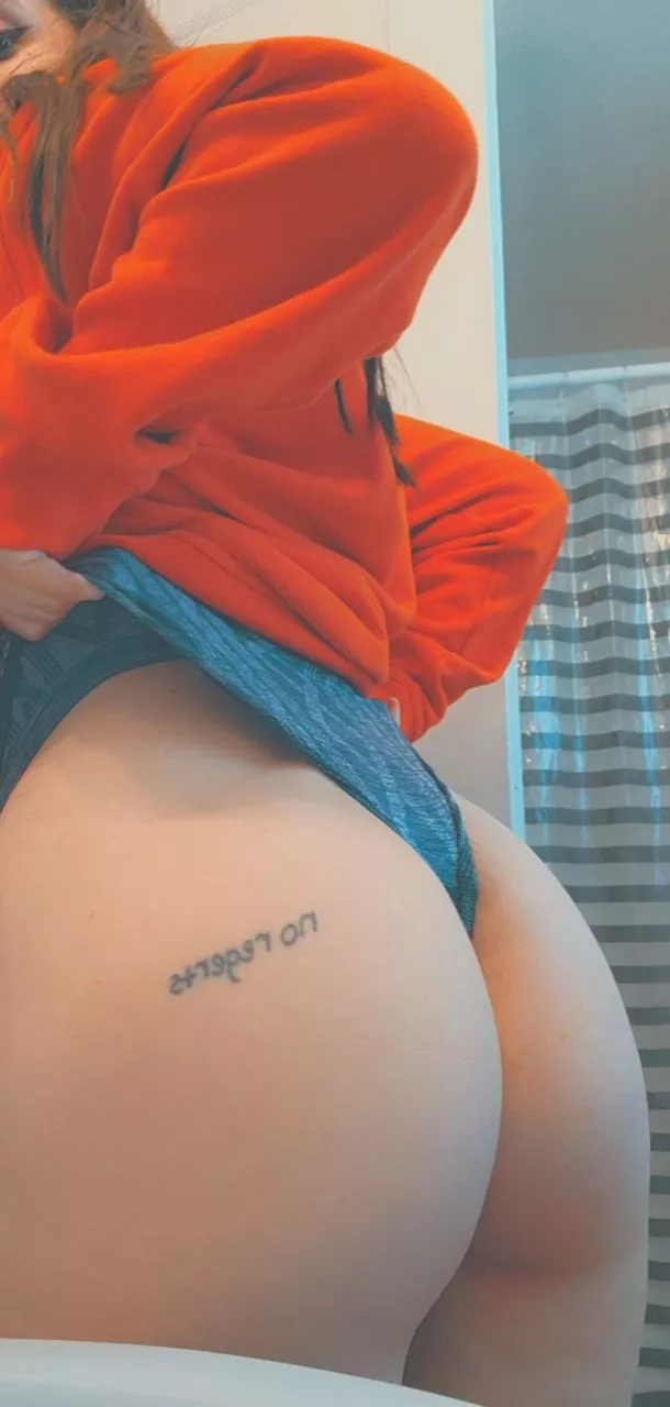 Big booty hoe ðŸ˜˜