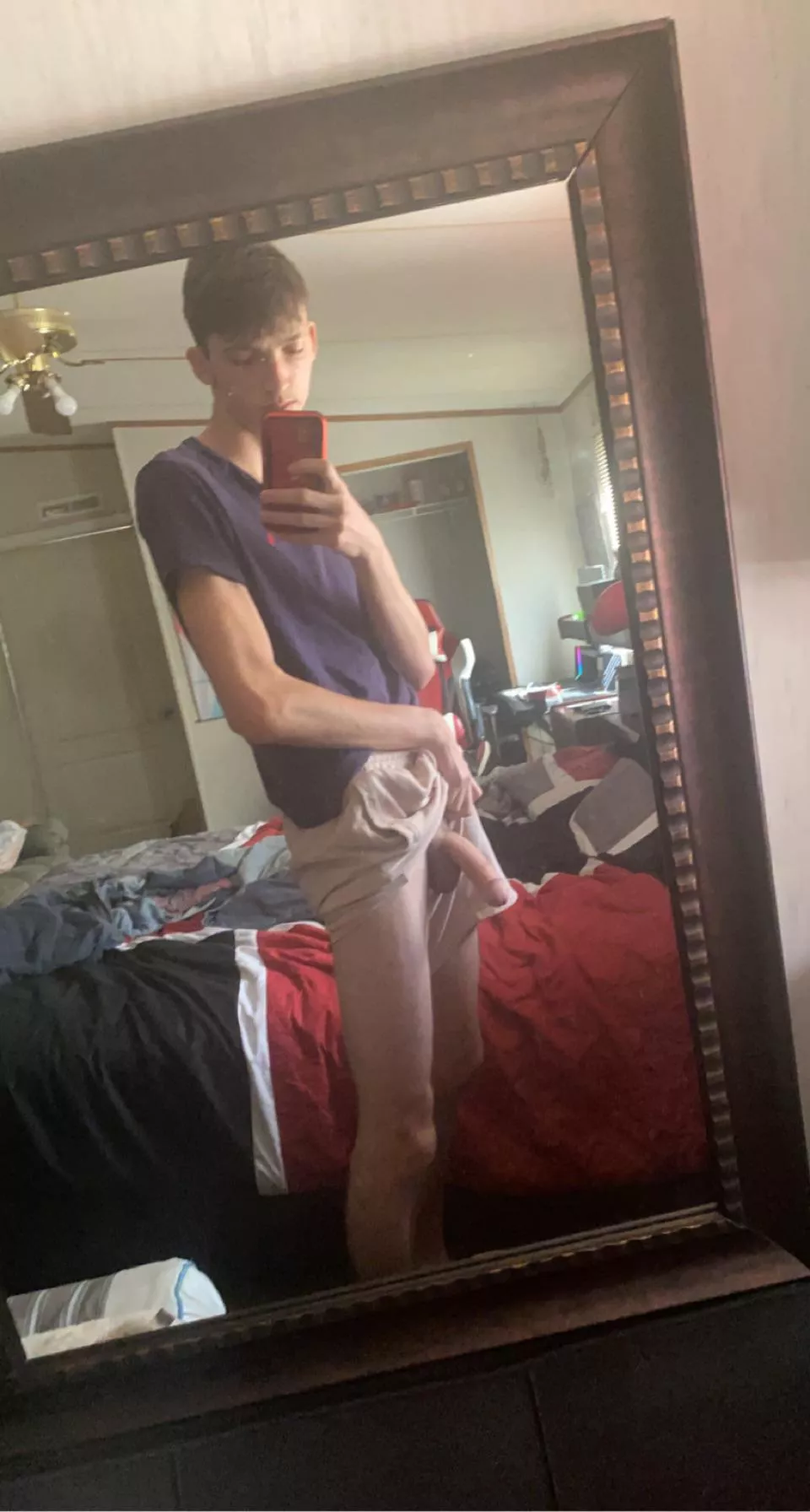 Big twink sexy dick hanging out ðŸ¤¤