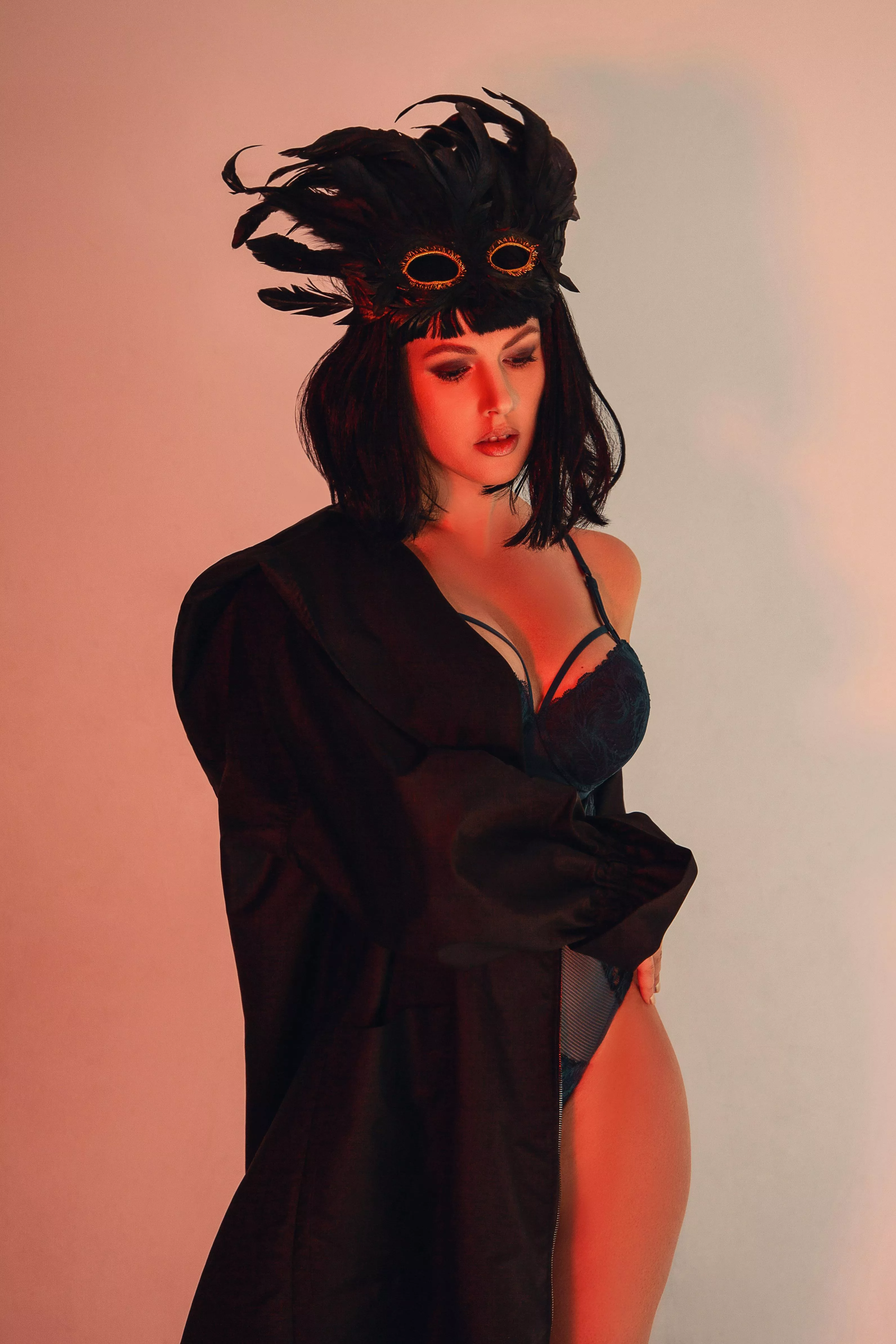 Bodysuit and feather mask ðŸ”¥ [OC]