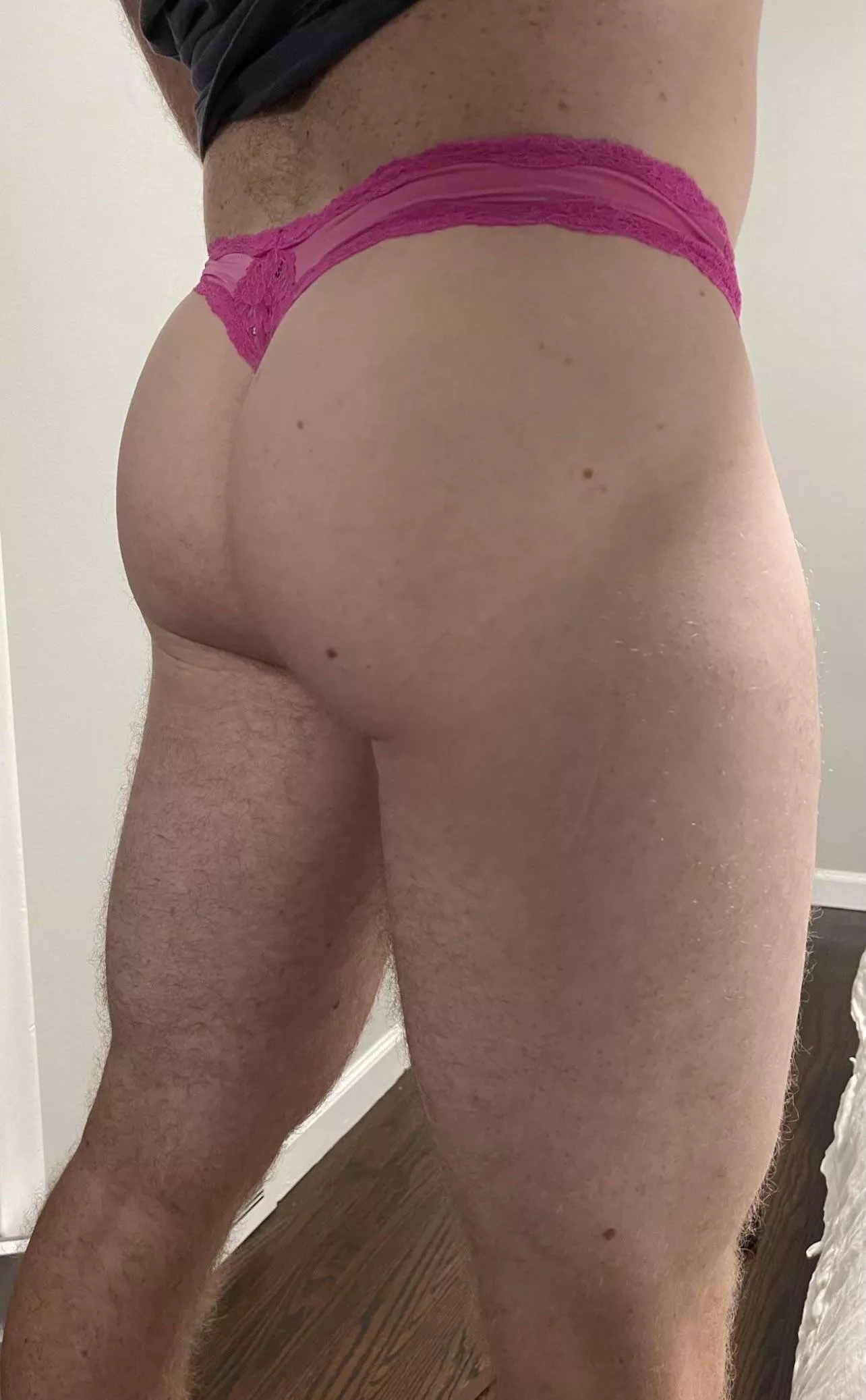 Booty pump. Don’t mind the undies