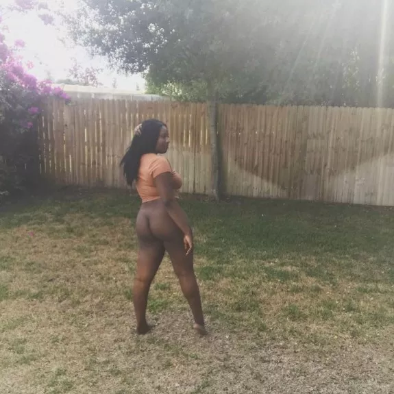 Bottomless in the back yard