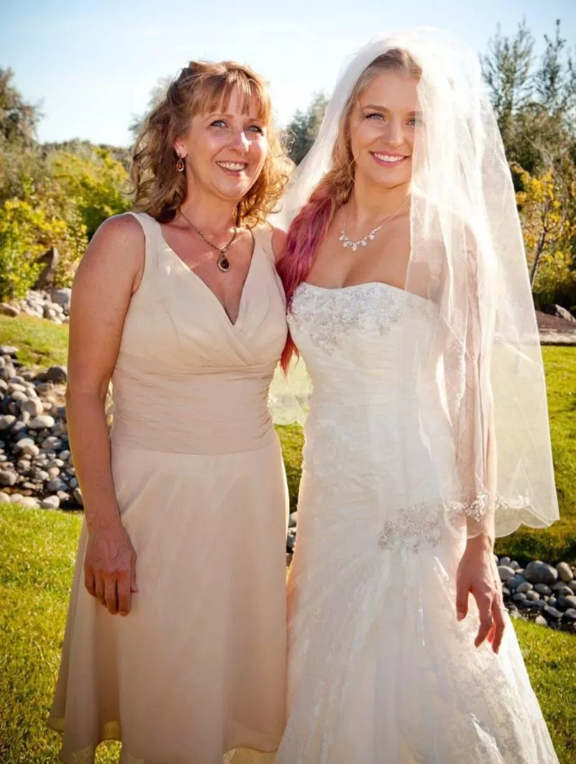 Bride and her mother