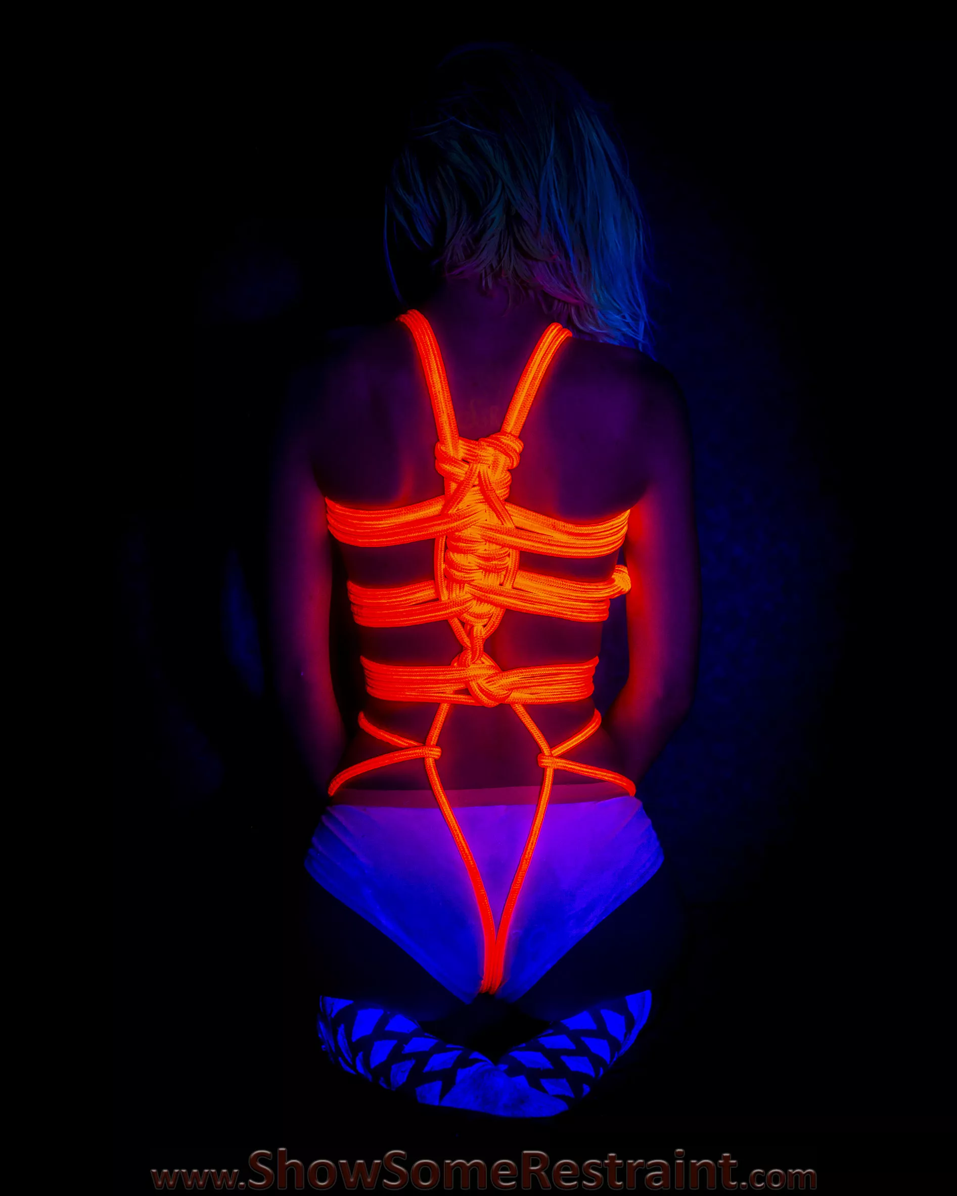 Bright and shiny, UV ropes on Foxxy