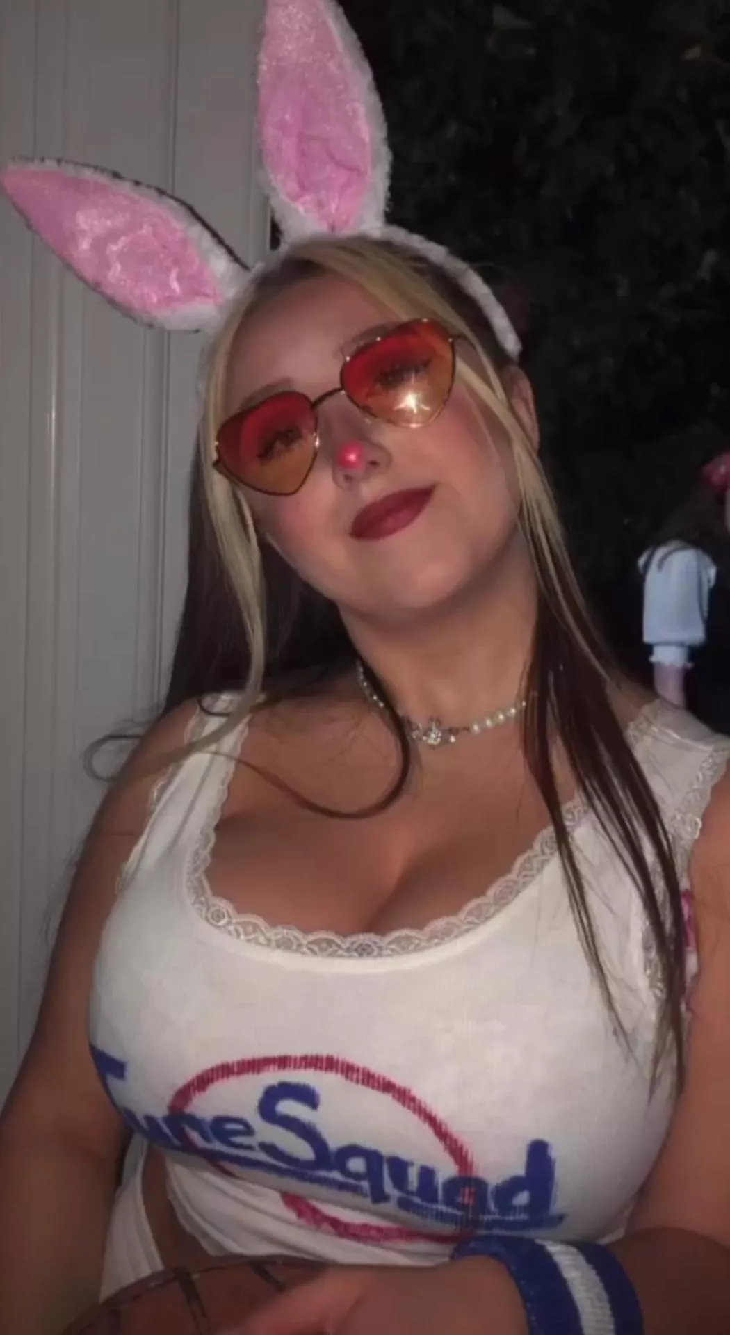 Busty bunny