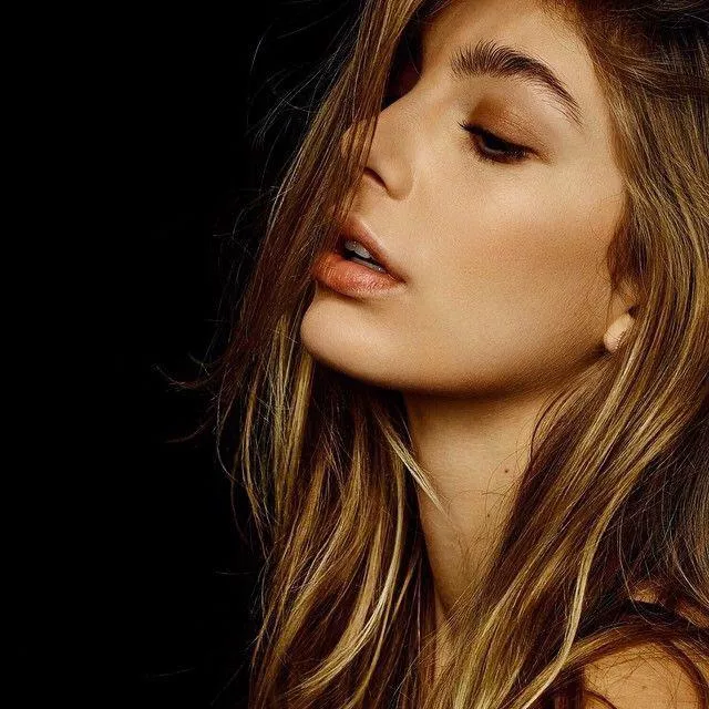 Camila Marrone