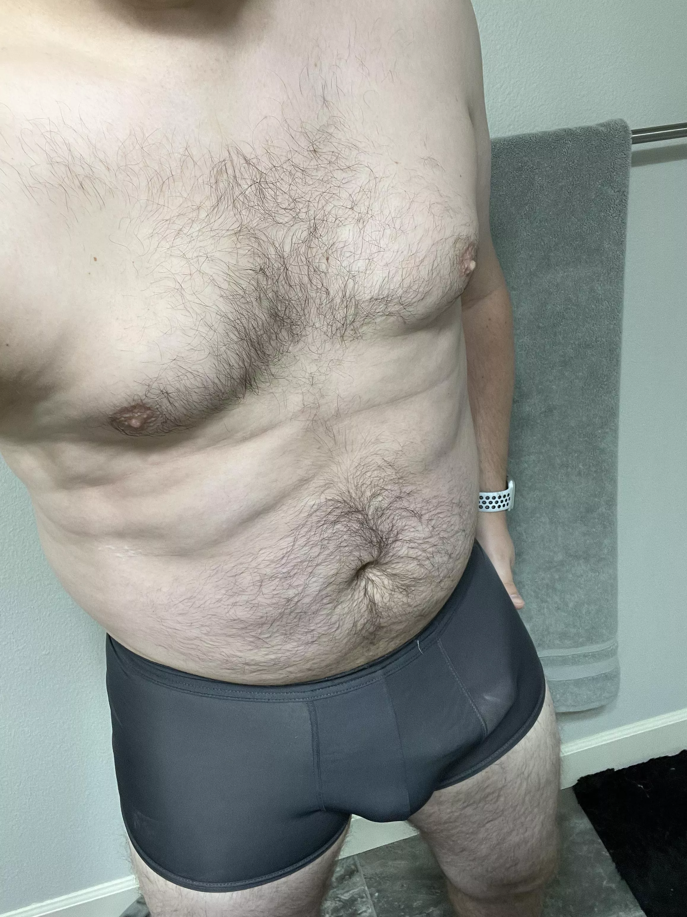 Can a dad bod bulge get some love too?