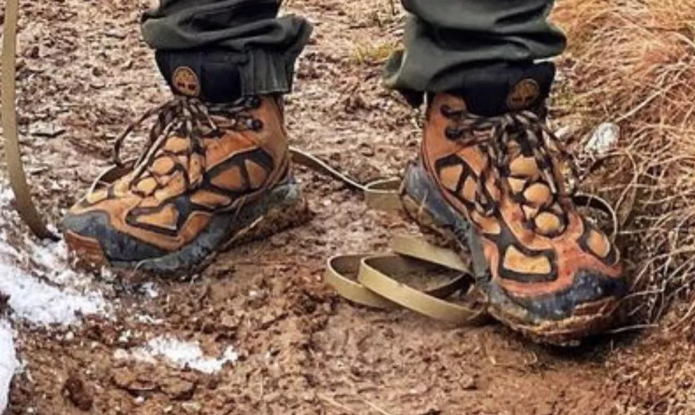 Can anyone help identify these hiking boots?