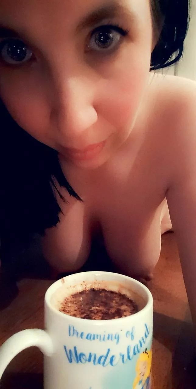 Can I have you for breakfast in bed today? 😜