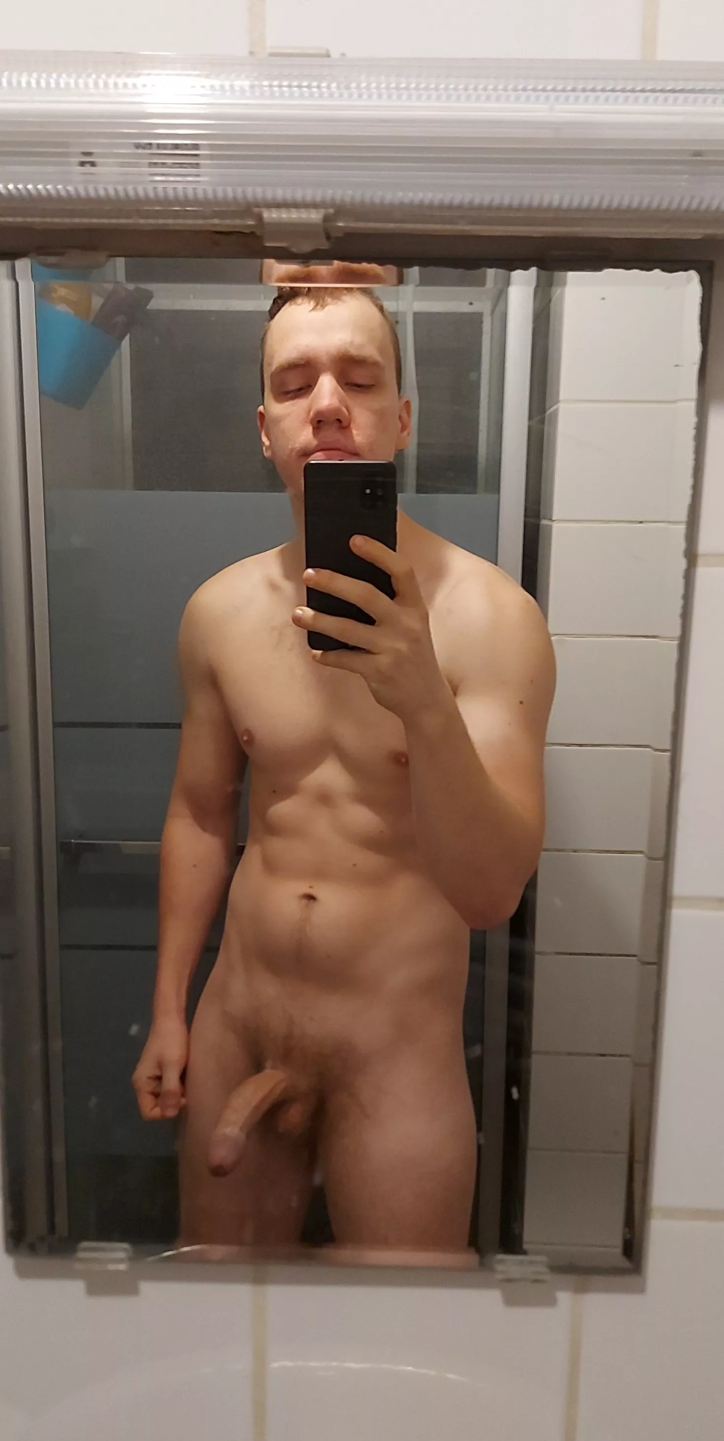 Can we do a naked workout together? Pm open ;)