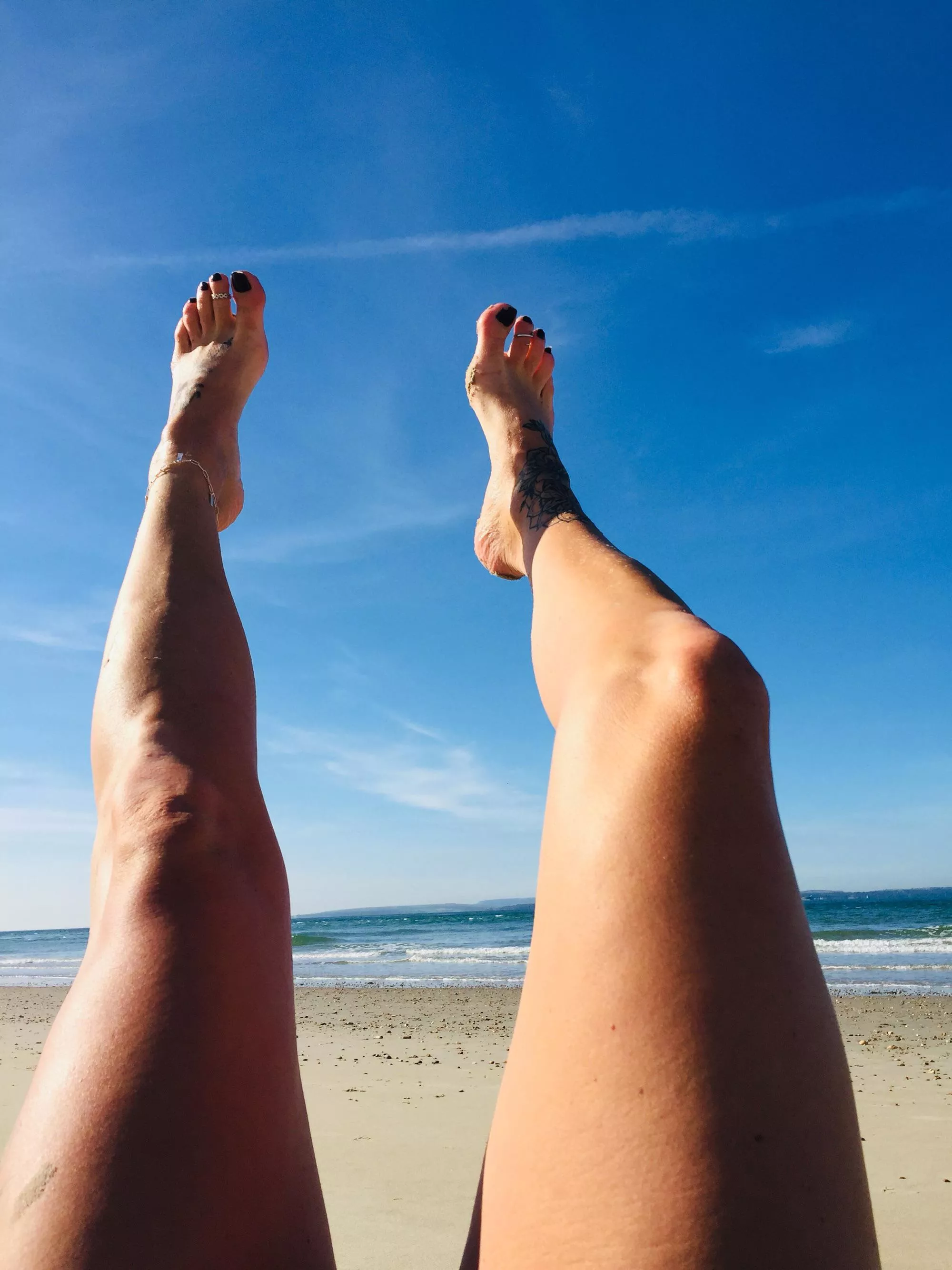 Canâ€™t go to the beach with out having a legs up picture ðŸ˜‰ðŸ¥°â¤ï¸ðŸ˜‡