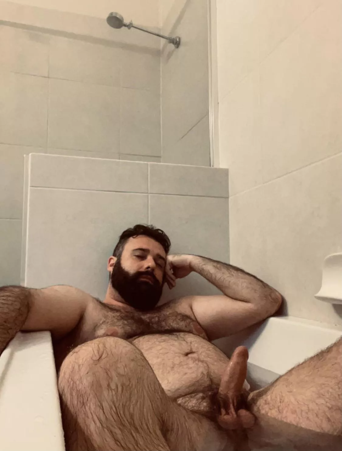 Cause you liked my last bath pic so muchâ€¦