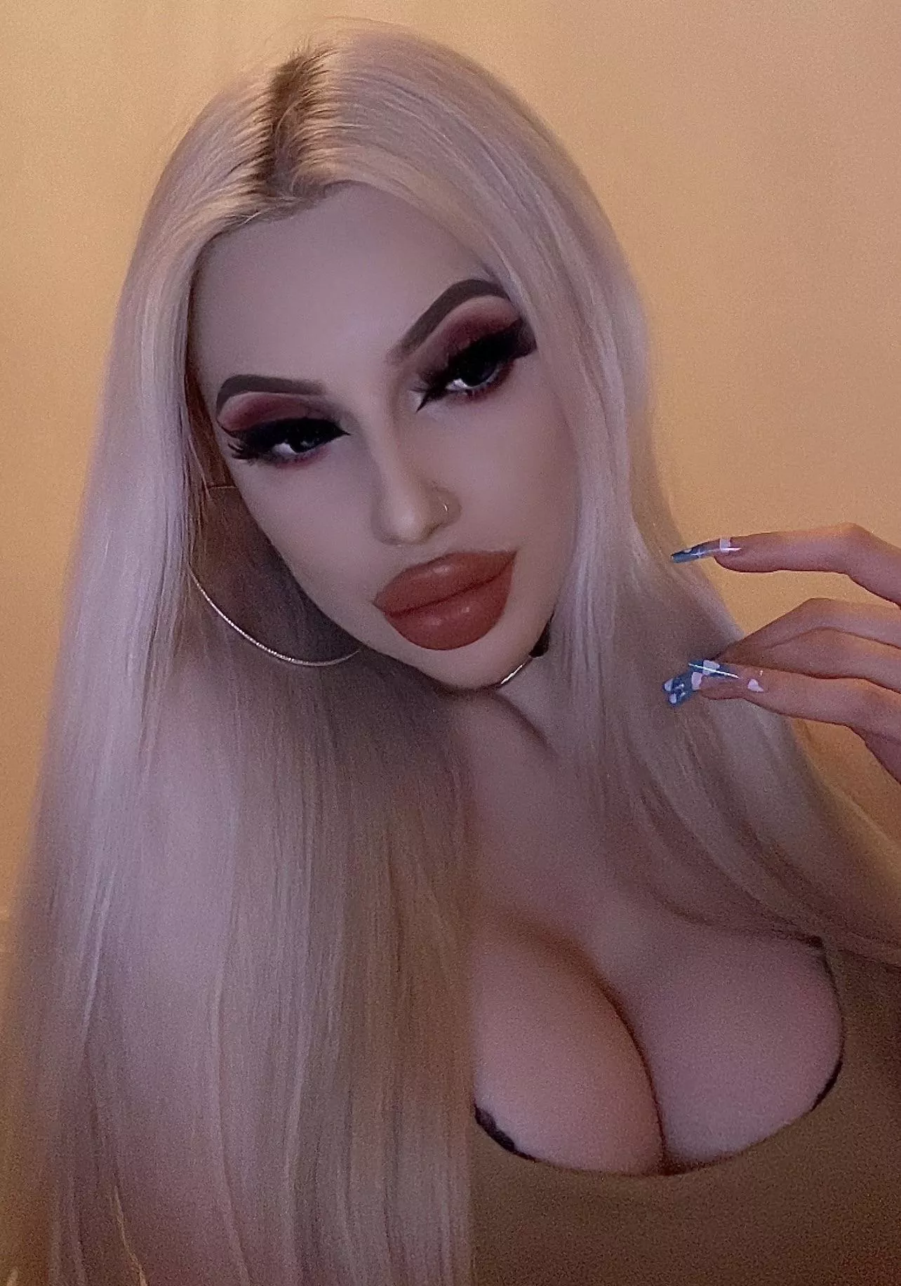 check myyy‼️ONLY FANS‼️(linkk in bio) +100 POSTS ✨20 years old plastic barbie with big fake lips and fake boobs👀✨QUICK response to DMs🔥special/private requests available ✨sexting 🔥dick rates ✨fishnets/stockings 🔥lingerie✨hee