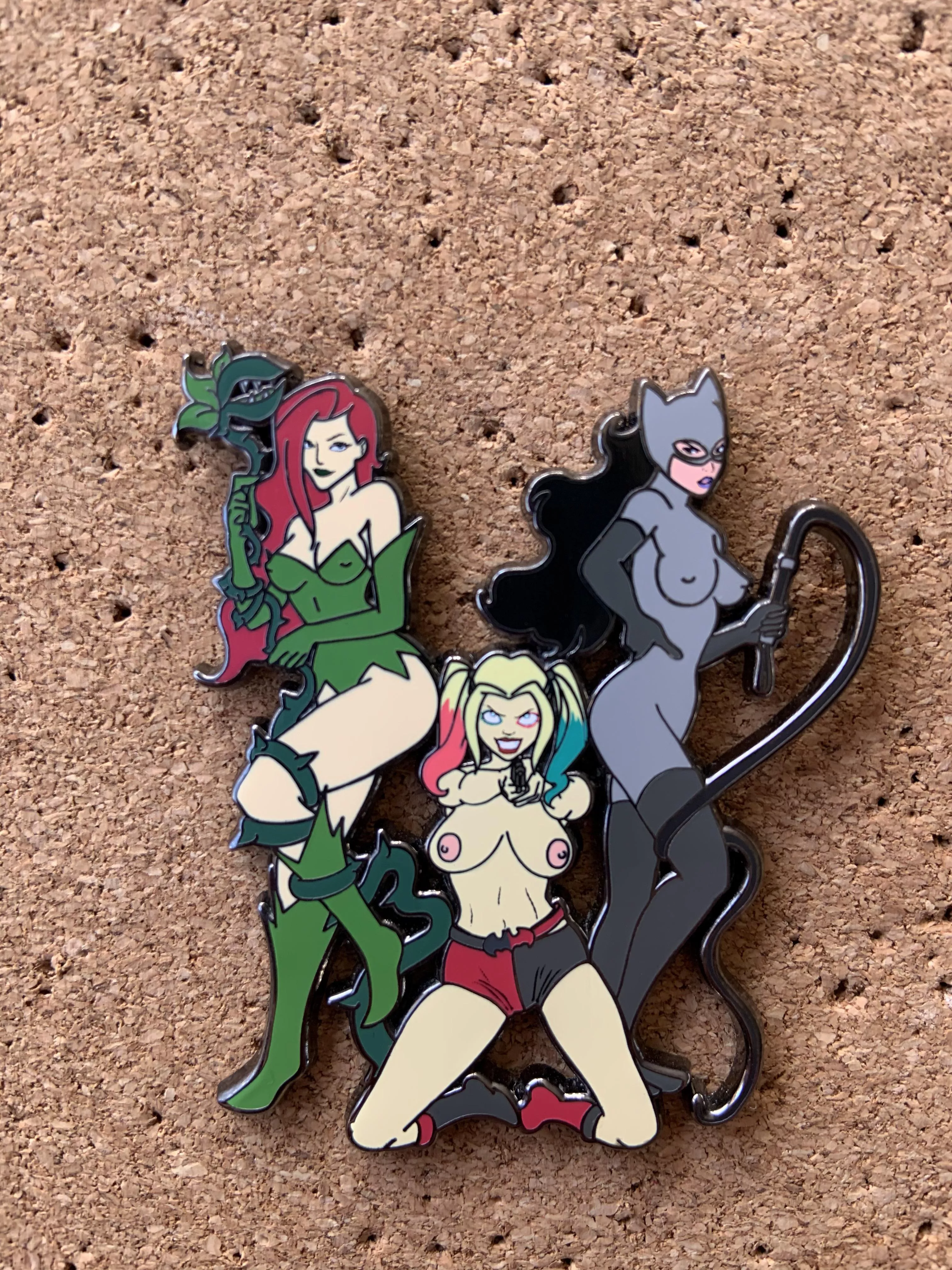 Check out this sirens pin with Harley wild as ever in the middle!