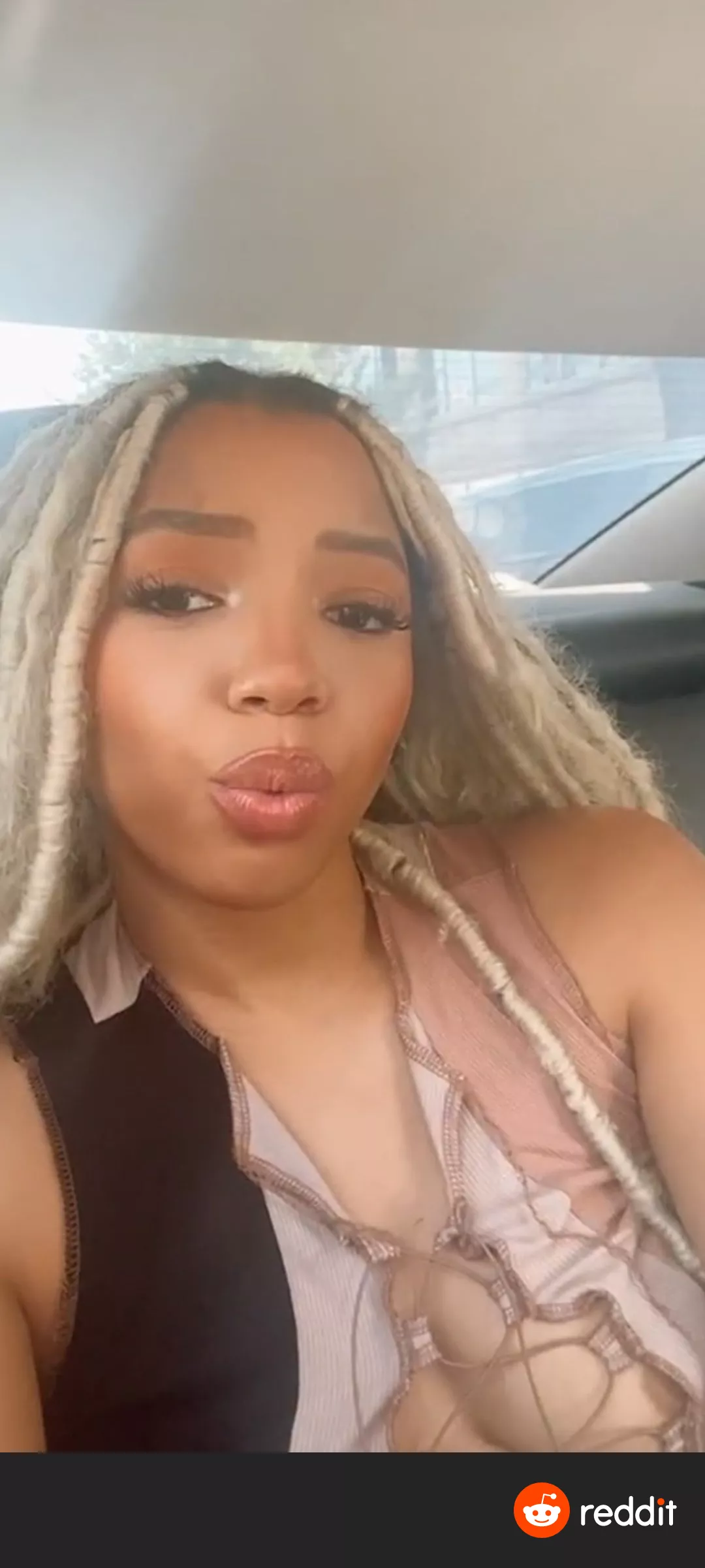 Chloe Bailey IG Live lil nip