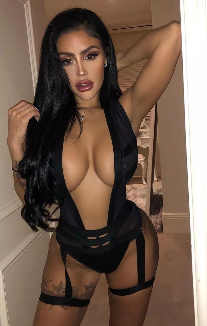 Chloe Saxon ready to go out